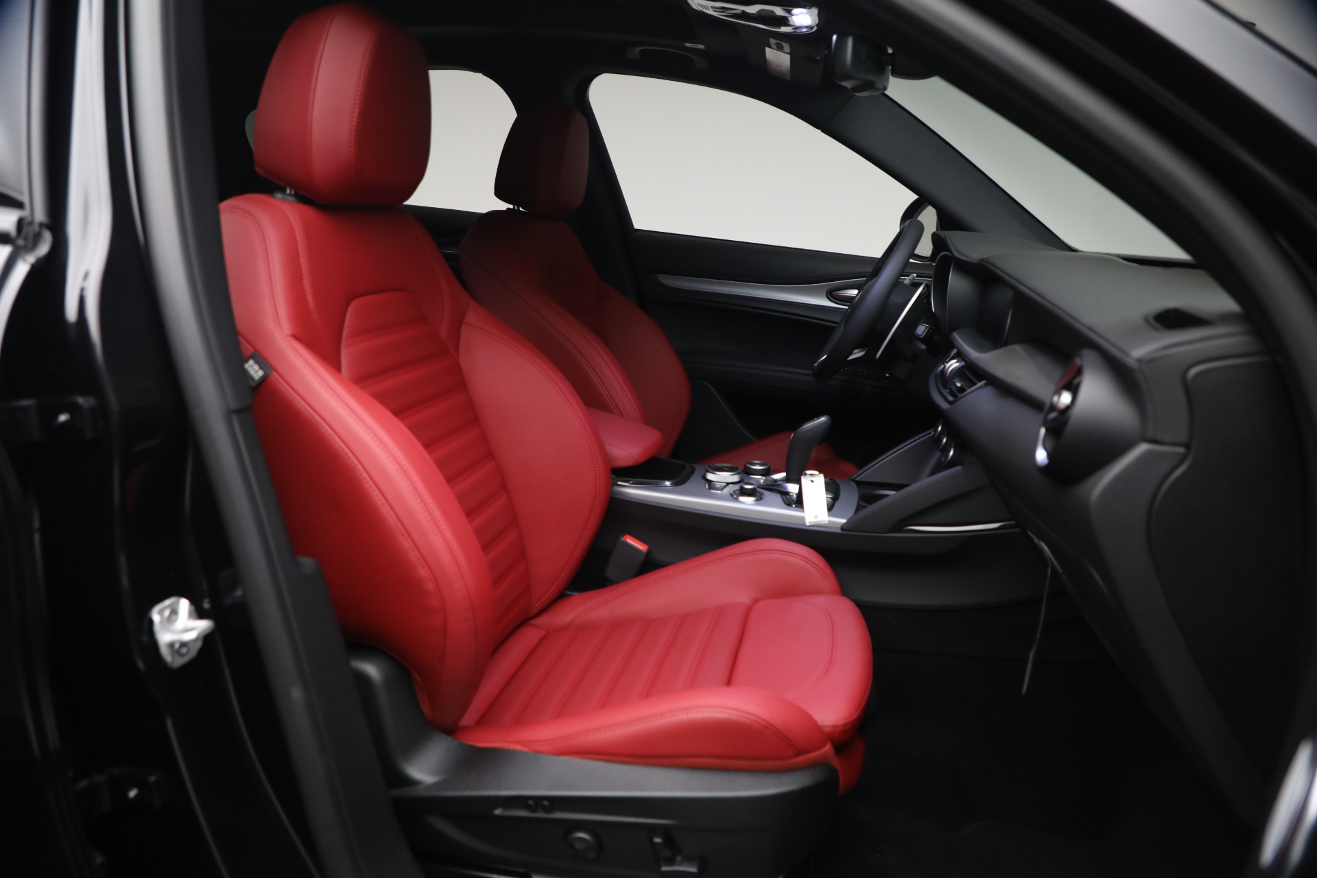 New-2026-Alfa-Romeo-Stelvio-Veloce