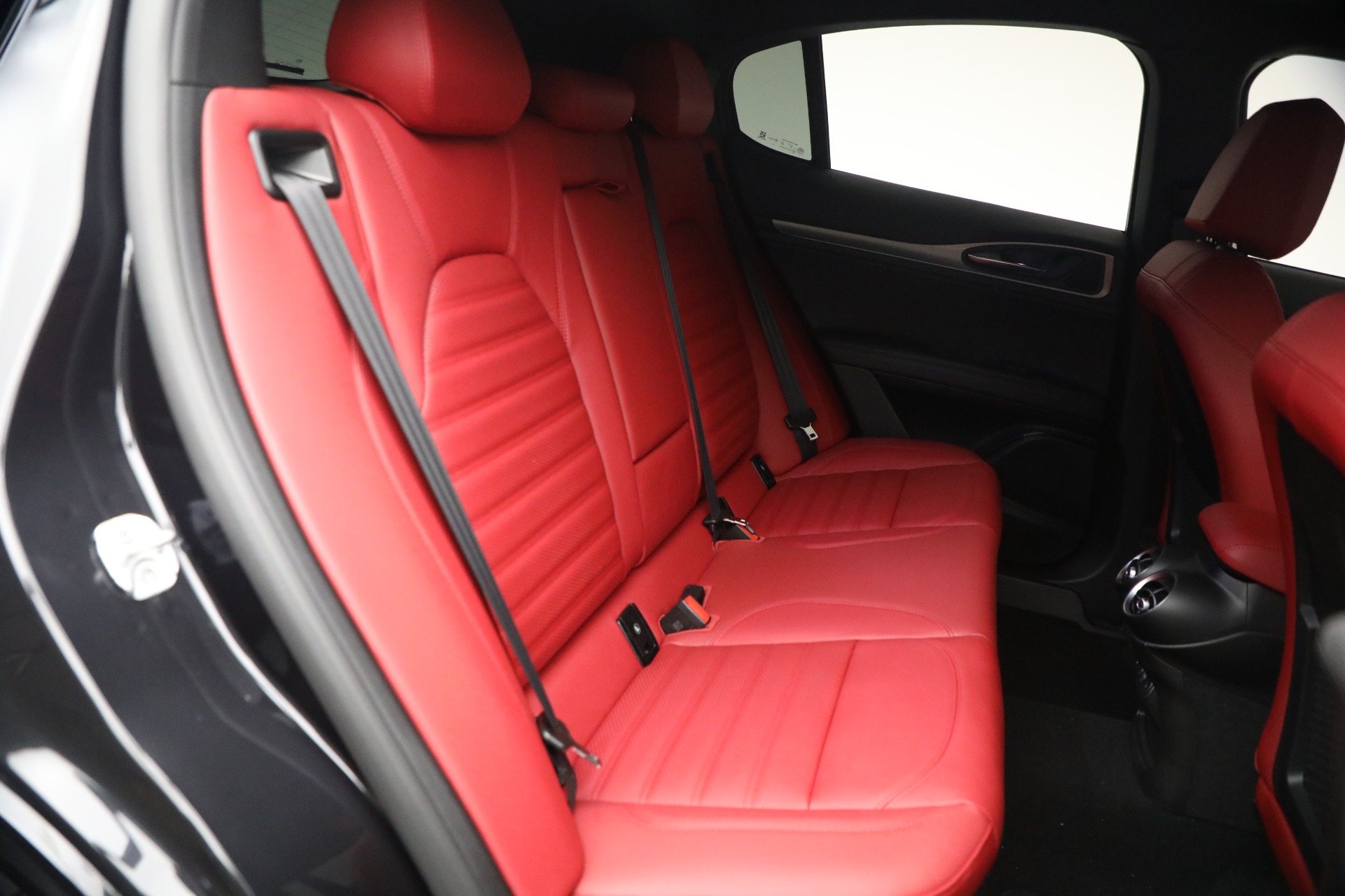 New-2026-Alfa-Romeo-Stelvio-Veloce