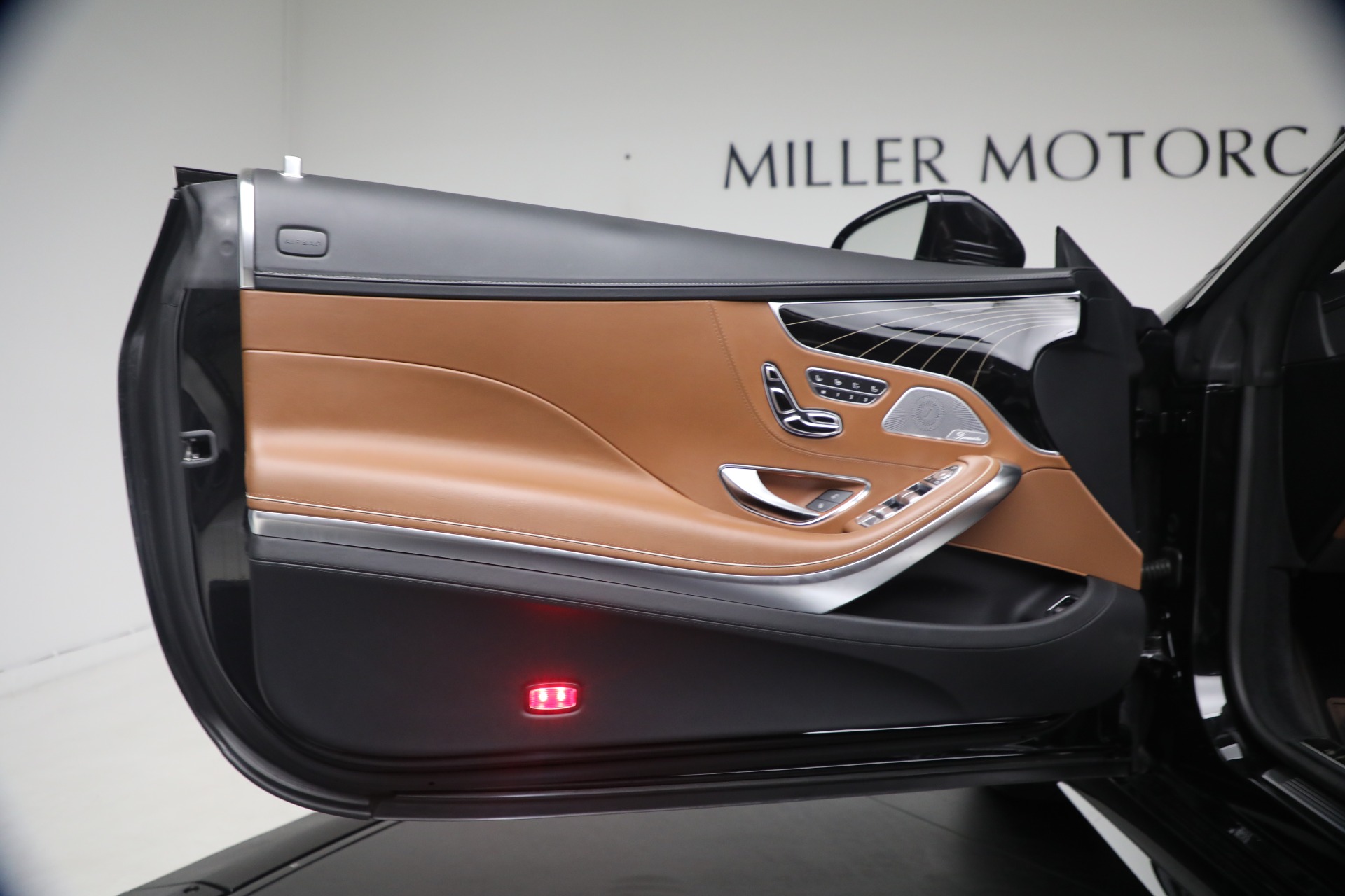 Used-2020-Mercedes-Benz-S-Class-AMG-S-63