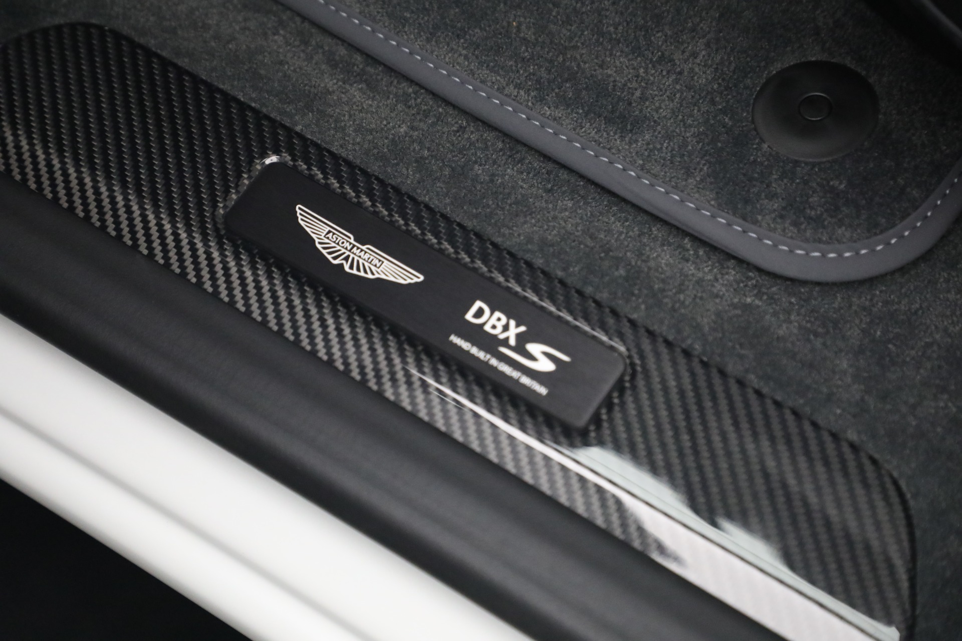 New-2026-Aston-Martin-DBX-S