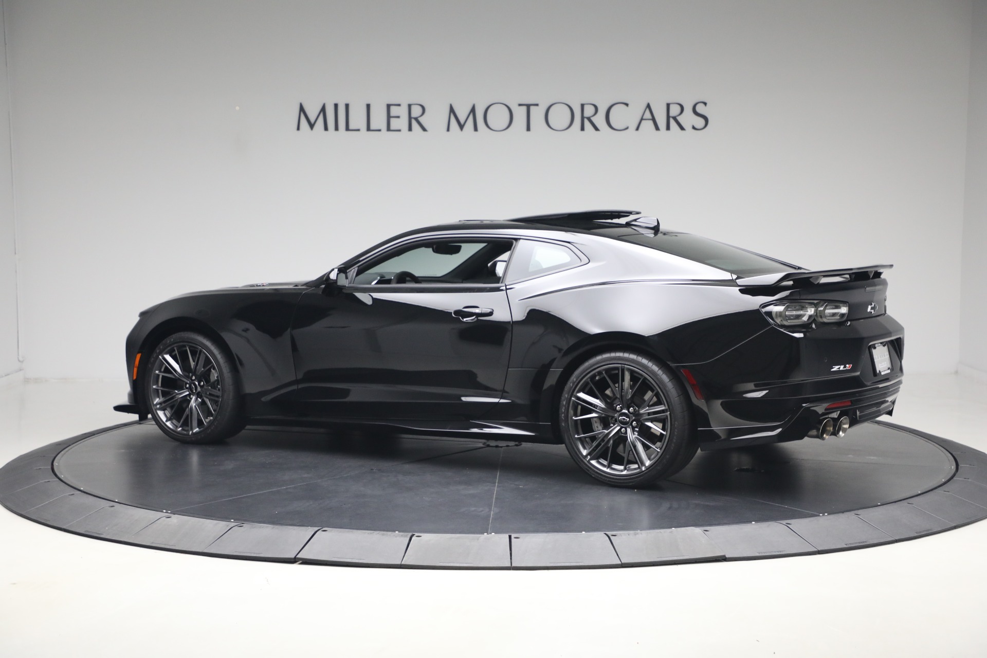 Used-2023-Chevrolet-Camaro-ZL1