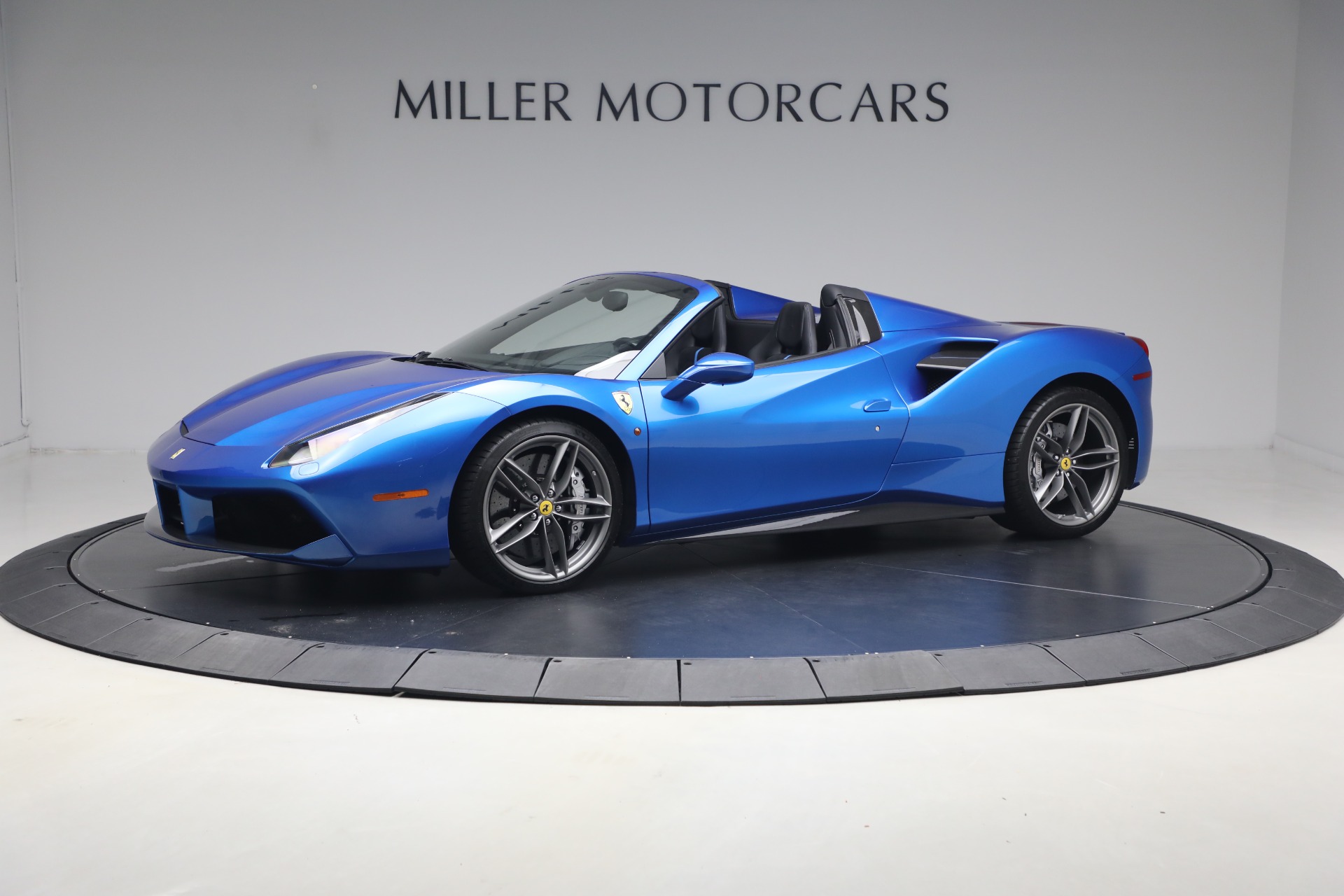 Used-2017-Ferrari-488-Spider
