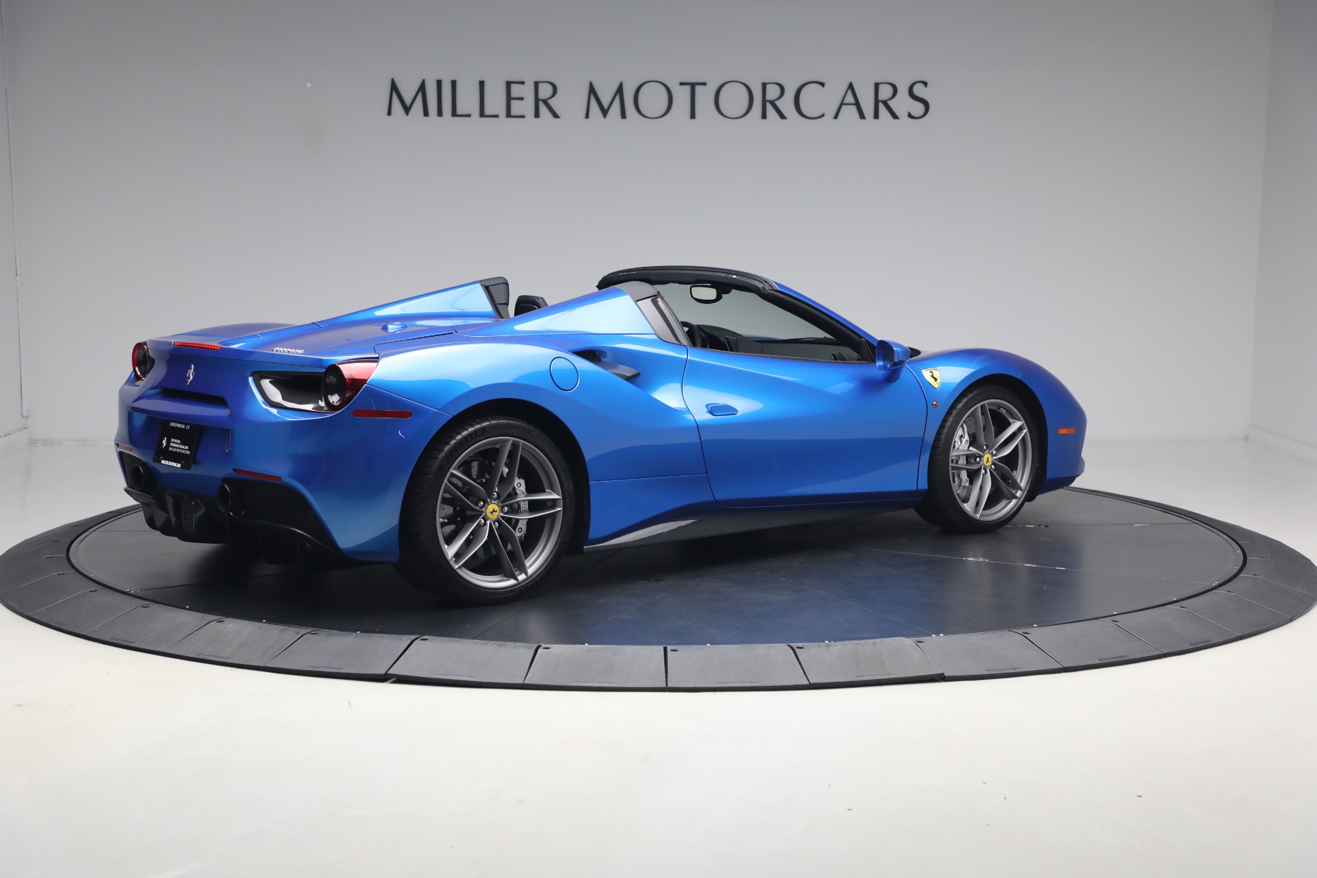 Used-2017-Ferrari-488-Spider