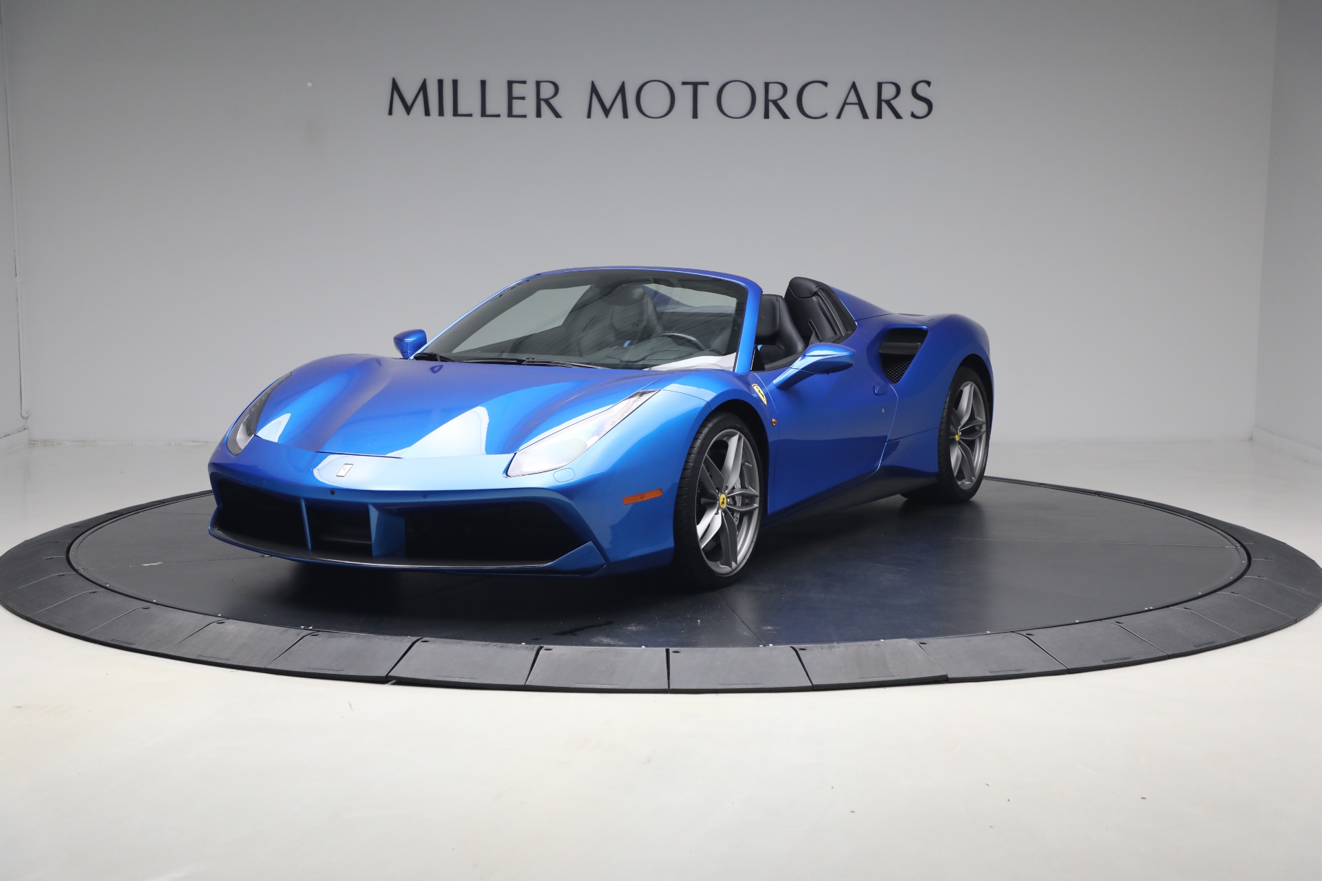Used-2017-Ferrari-488-Spider