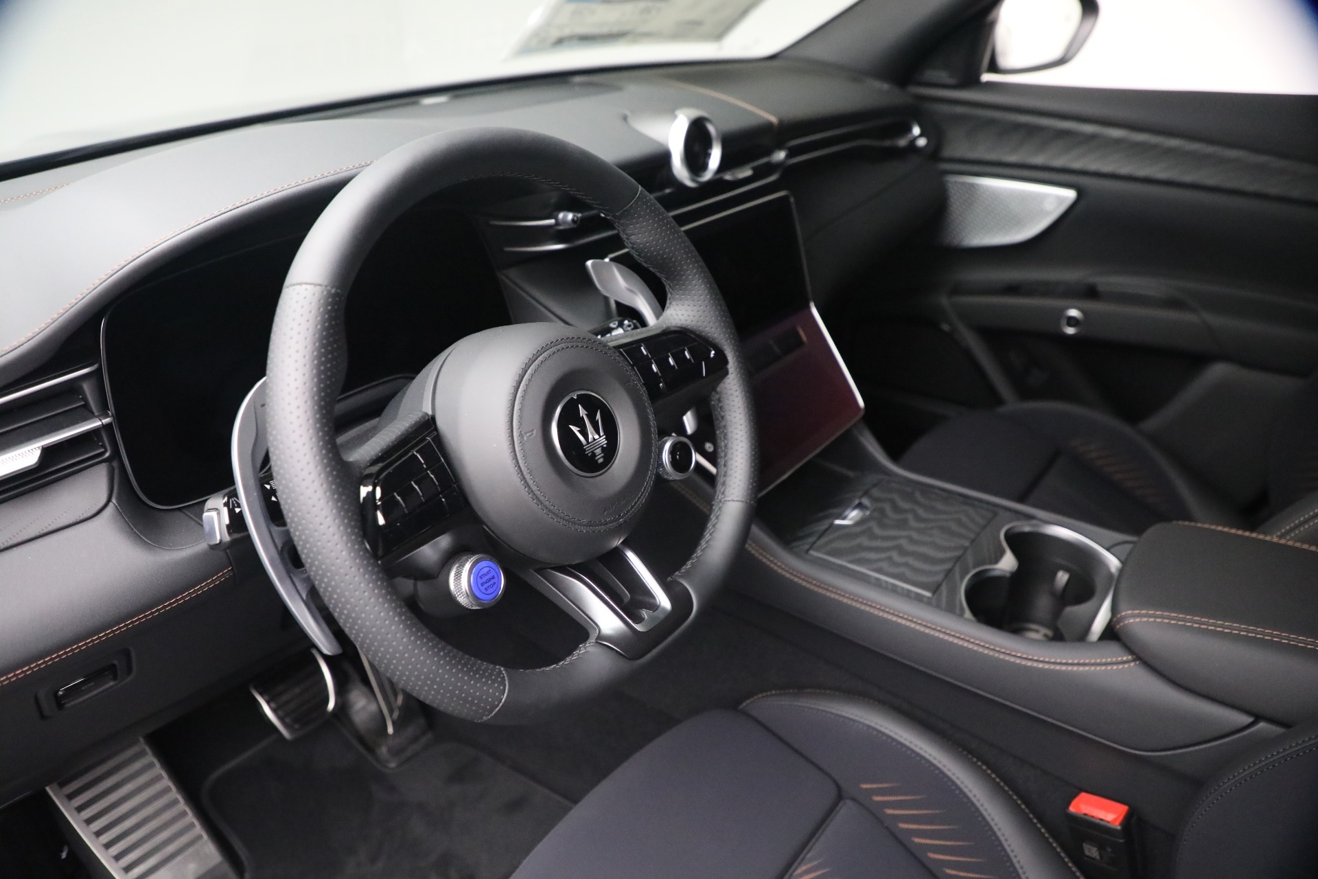 New-2026-Maserati-Grecale-Modena-V6