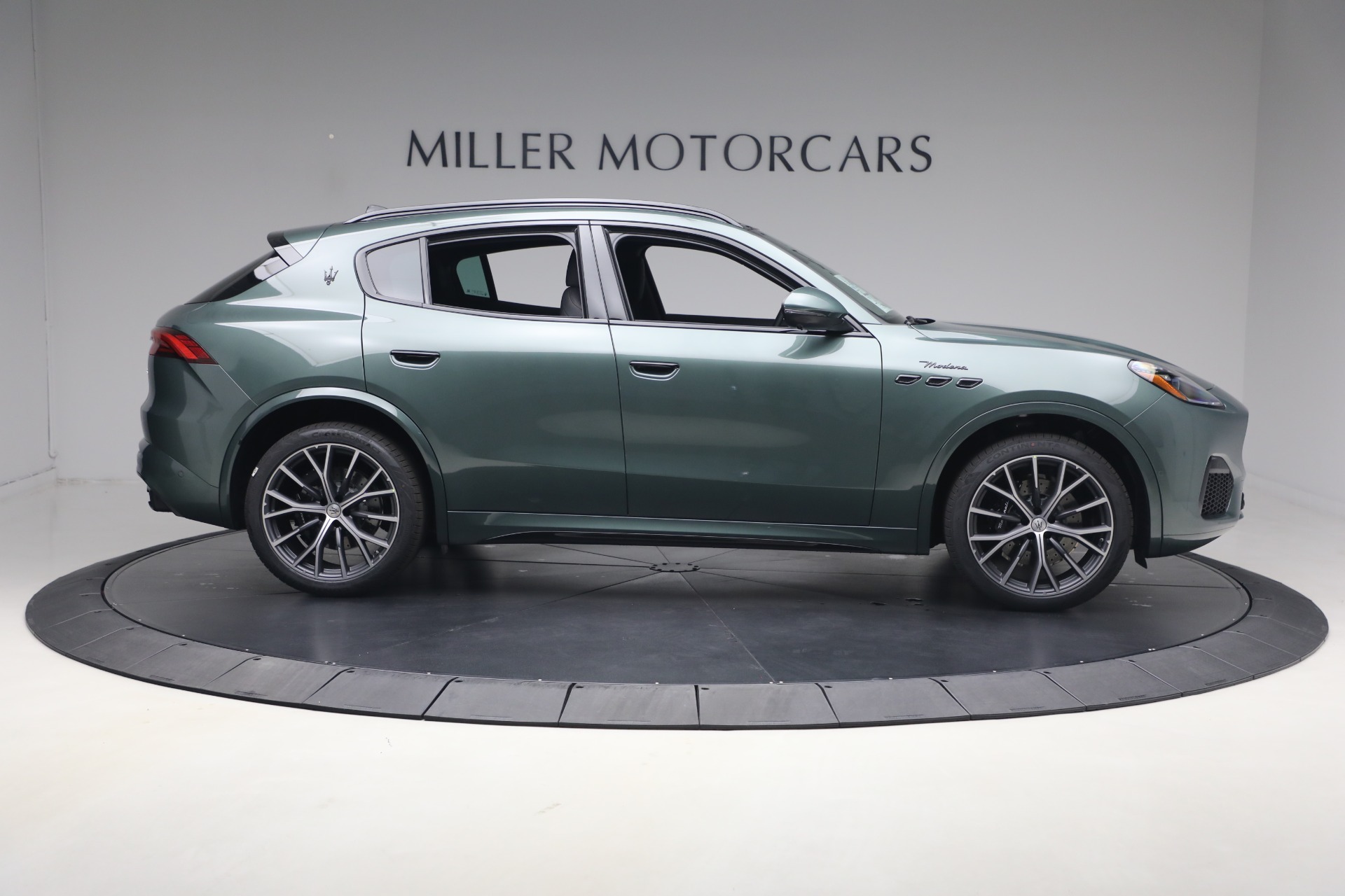 New-2026-Maserati-Grecale-Modena-V6