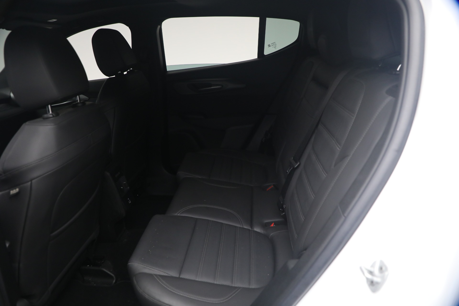 Used-2024-Alfa-Romeo-Tonale-Hybrid-Ti