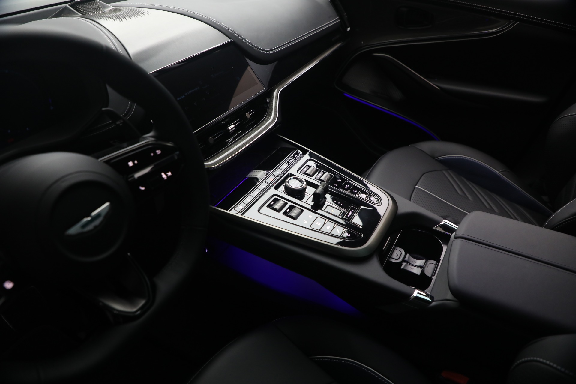 New-2026-Aston-Martin-DBX-S