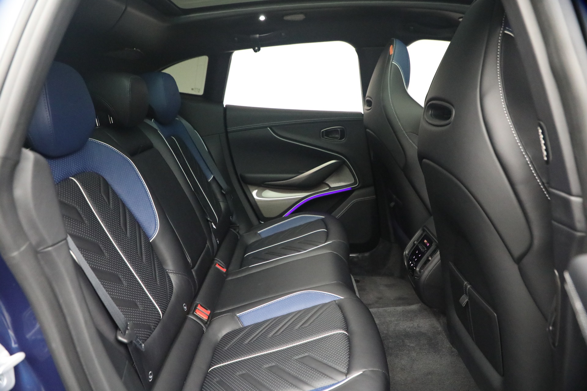 New-2026-Aston-Martin-DBX-S