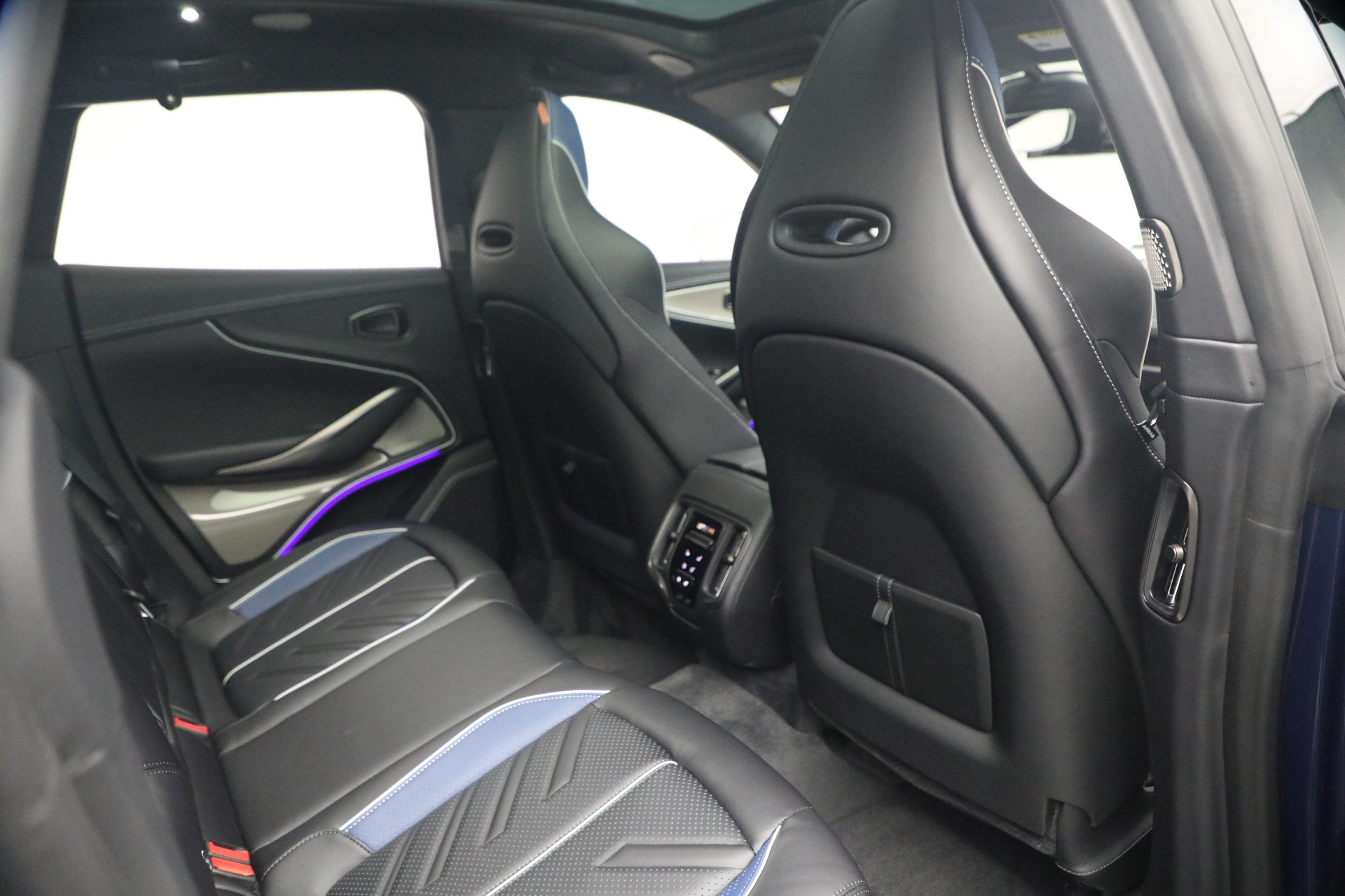 New-2026-Aston-Martin-DBX-S