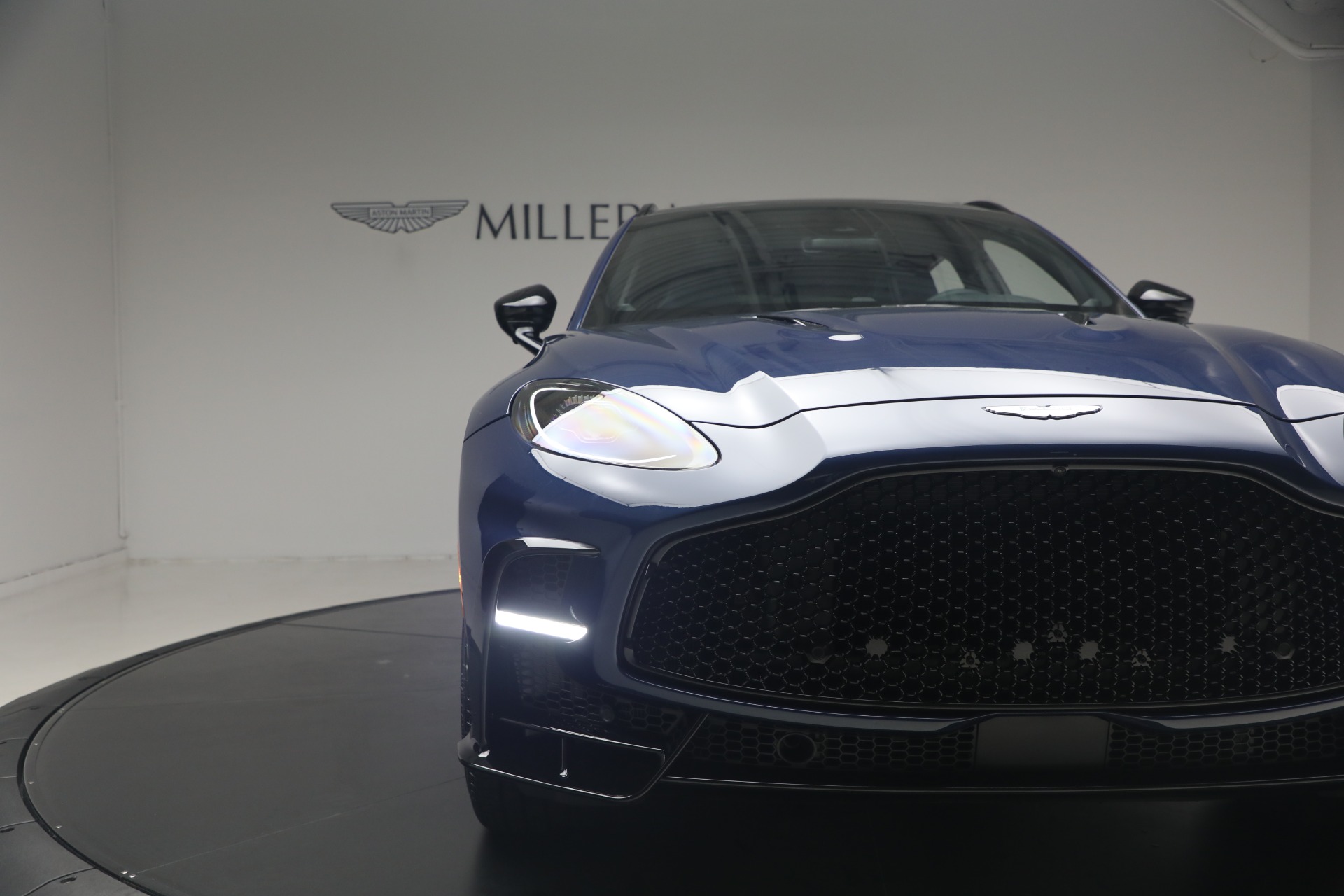 New-2026-Aston-Martin-DBX-S