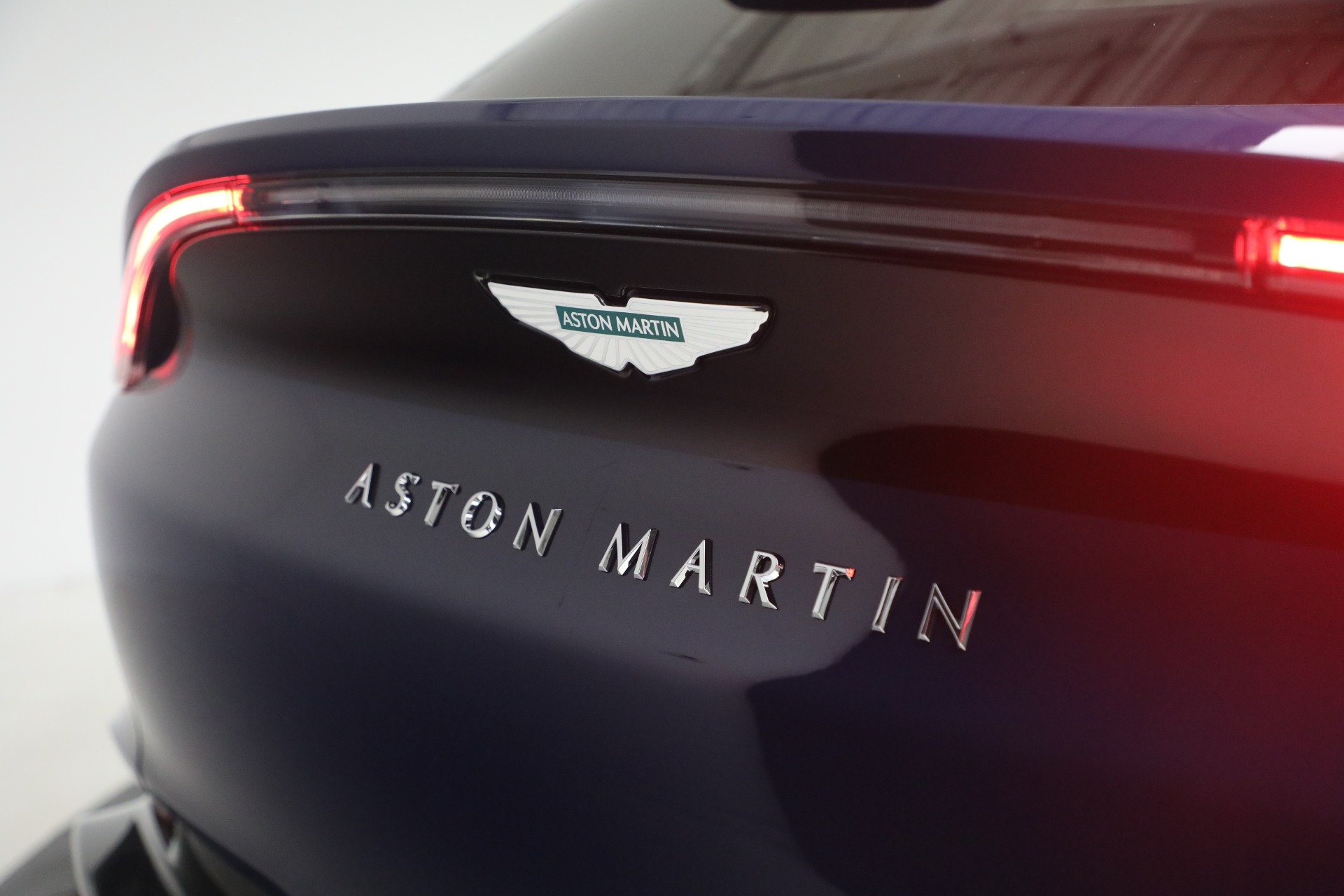 New-2026-Aston-Martin-DBX-S