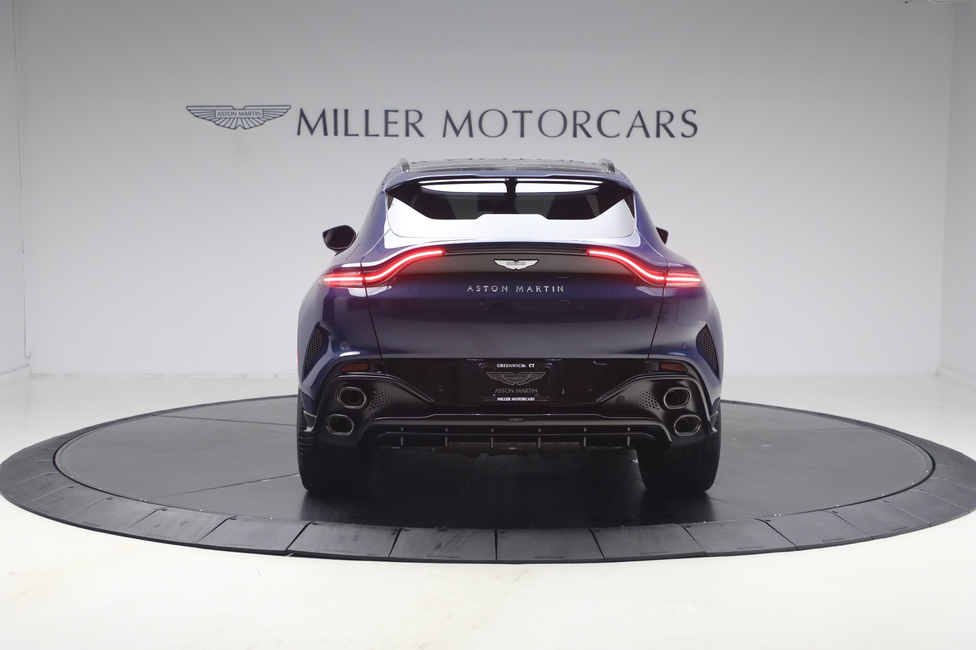 New-2026-Aston-Martin-DBX-S