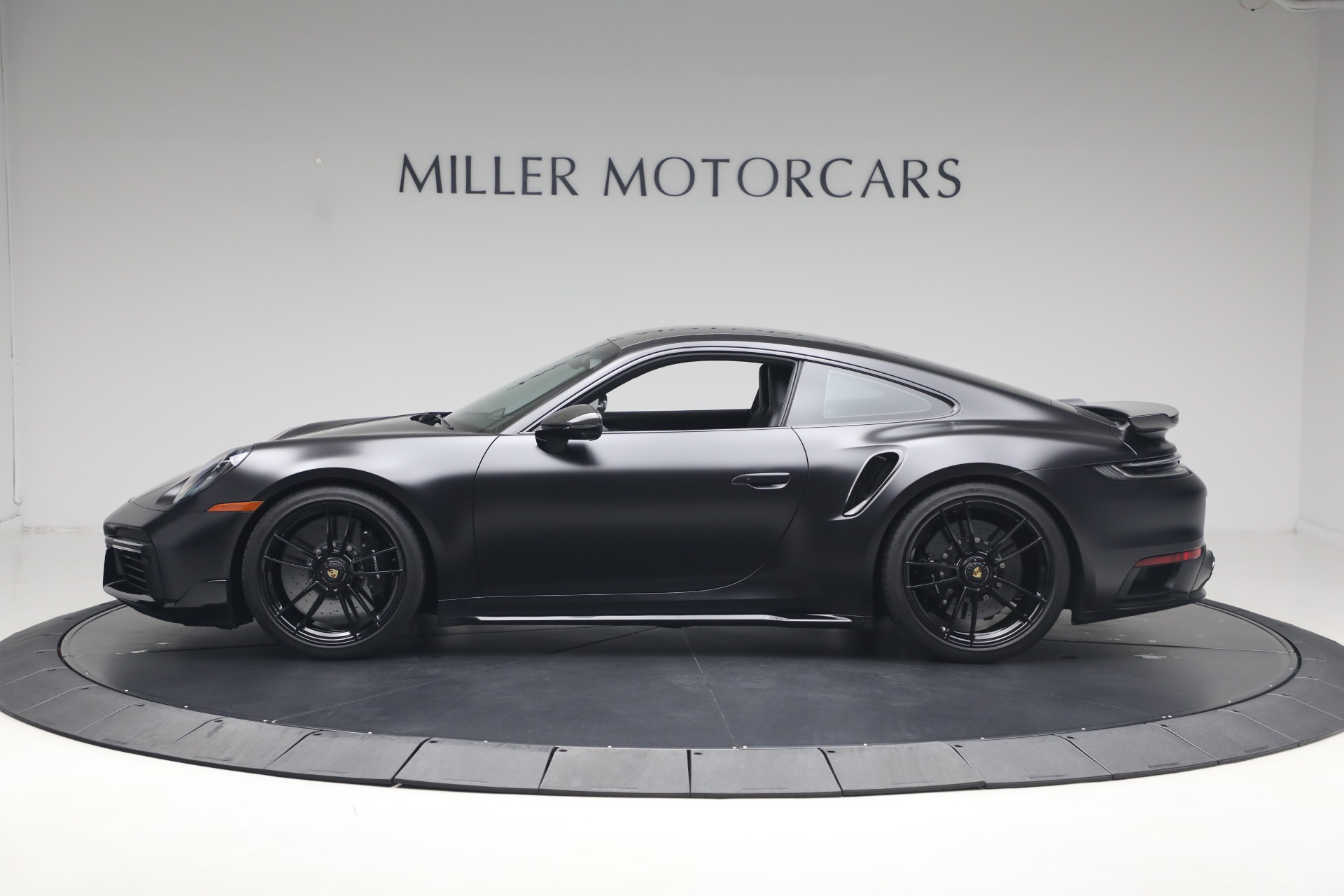 Used-2021-Porsche-911-Turbo-S