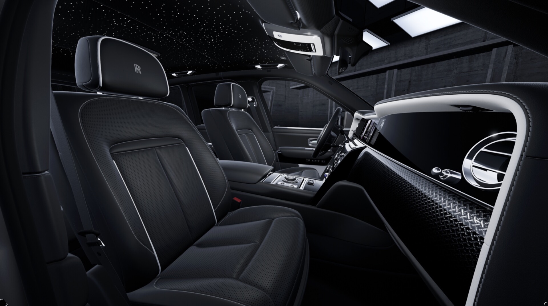 New-2027-Rolls-Royce-Black-Badge-Cullinan