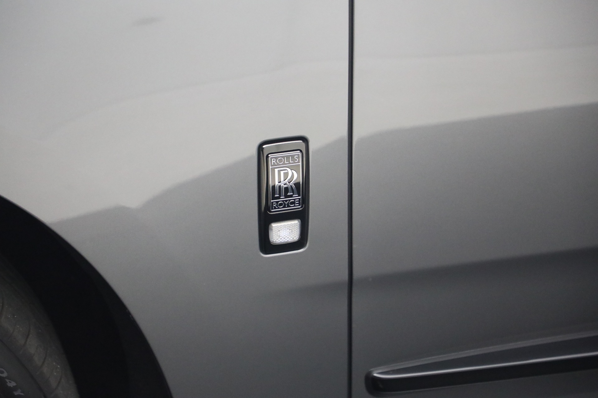 New-2027-Rolls-Royce-Black-Badge-Cullinan