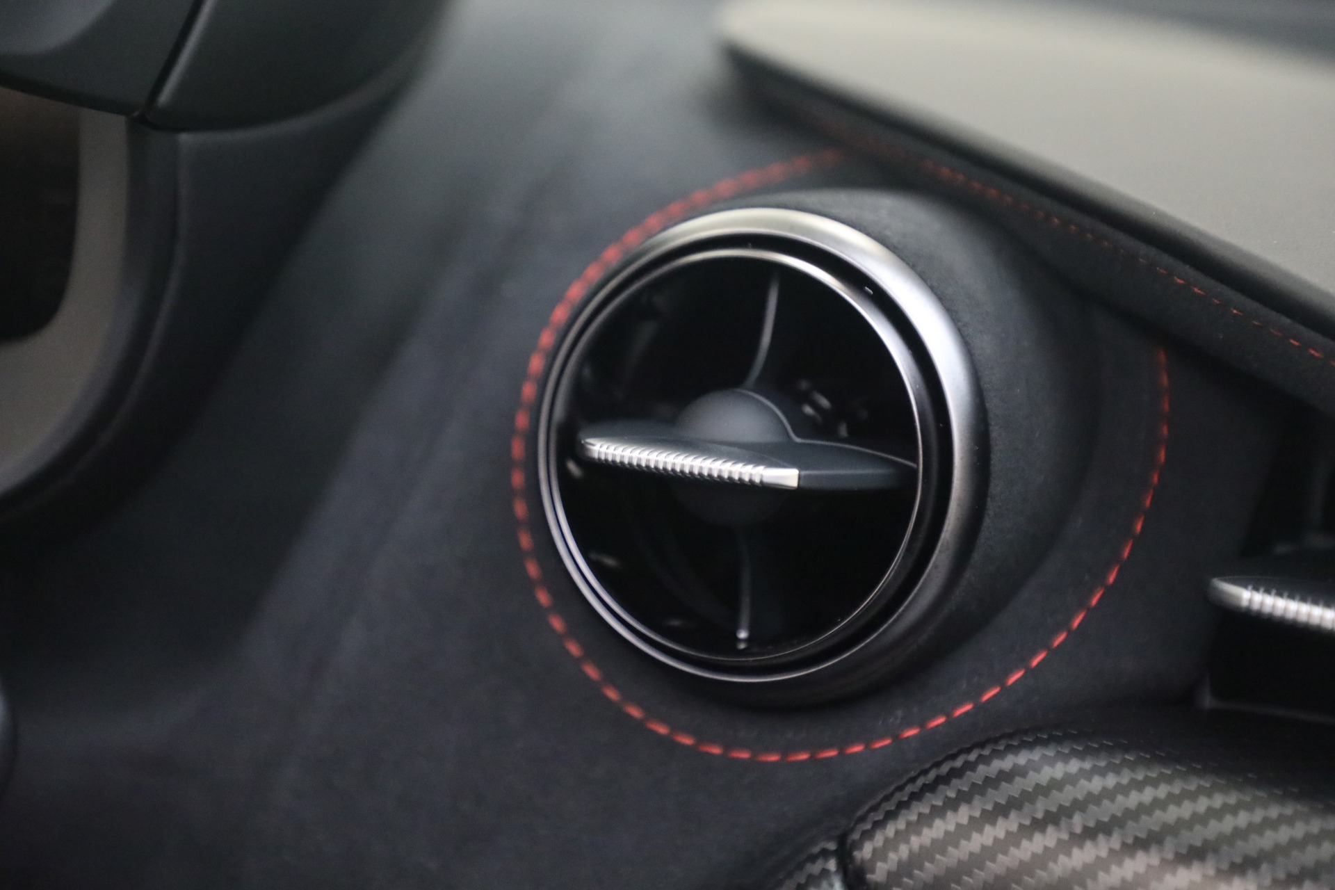 New-2027-McLaren-750S-Spider-Performance