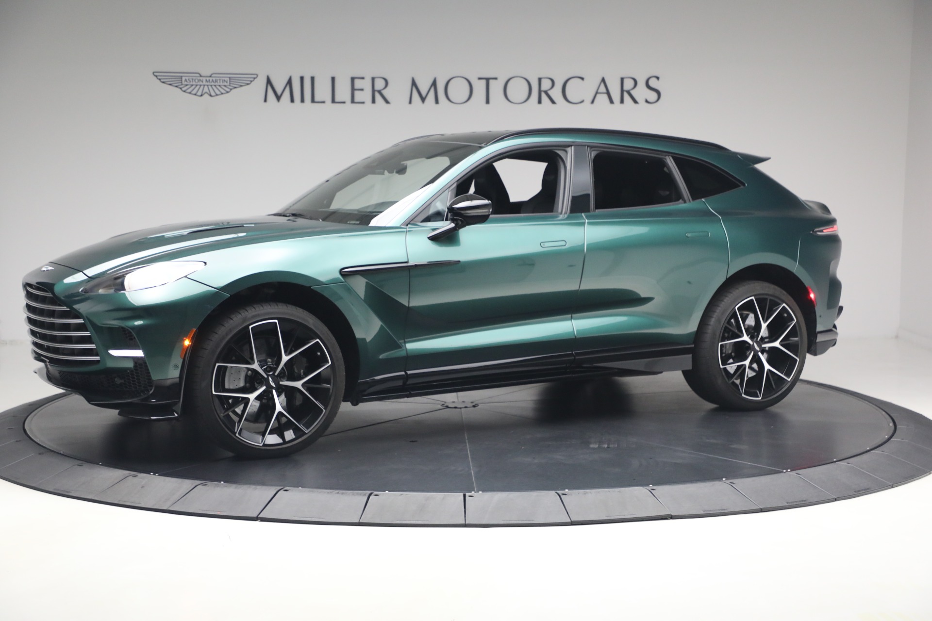 Used-2026-Aston-Martin-DBX-707