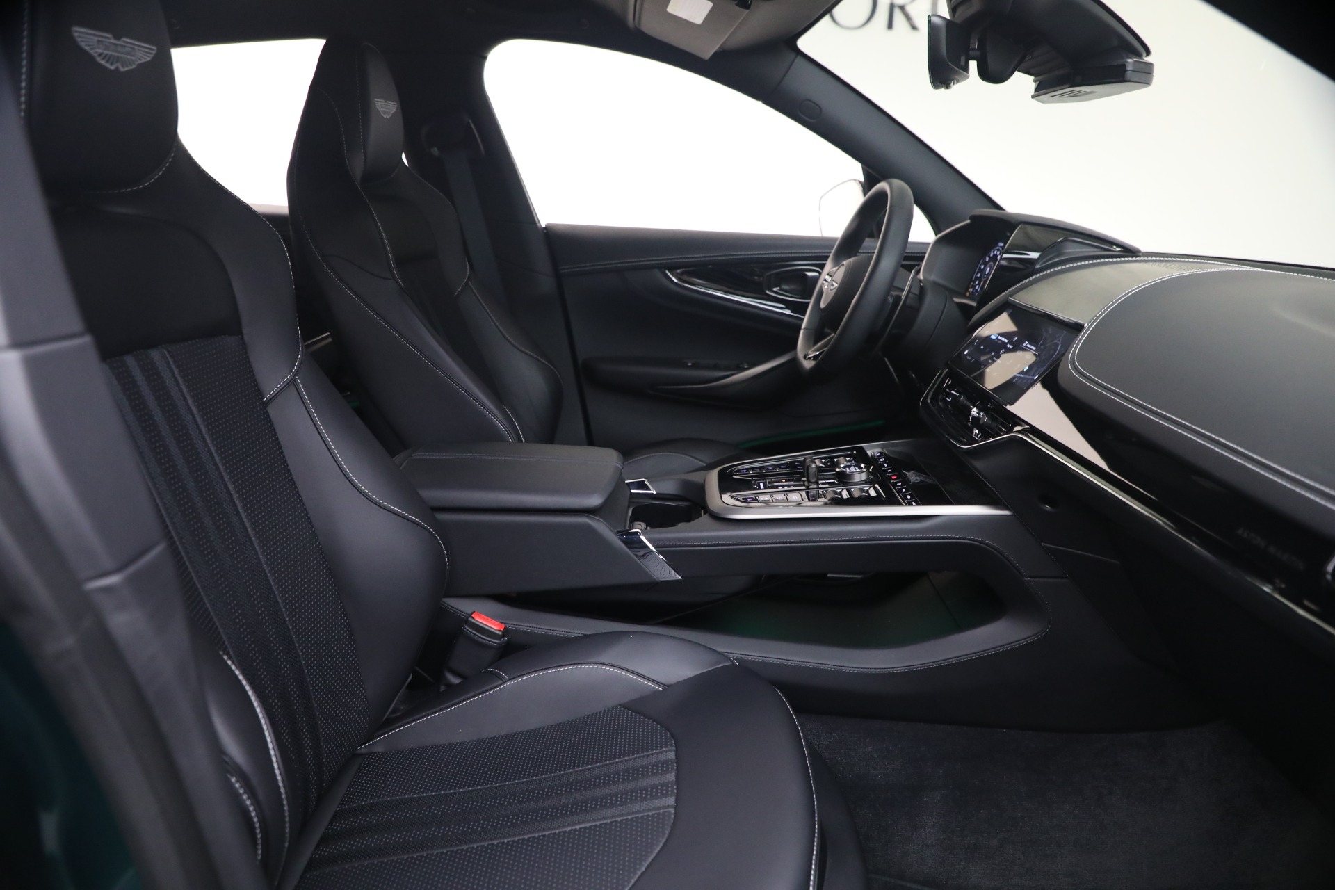 Used-2026-Aston-Martin-DBX-707