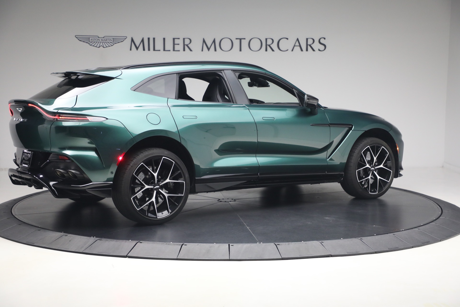 Used-2026-Aston-Martin-DBX-707