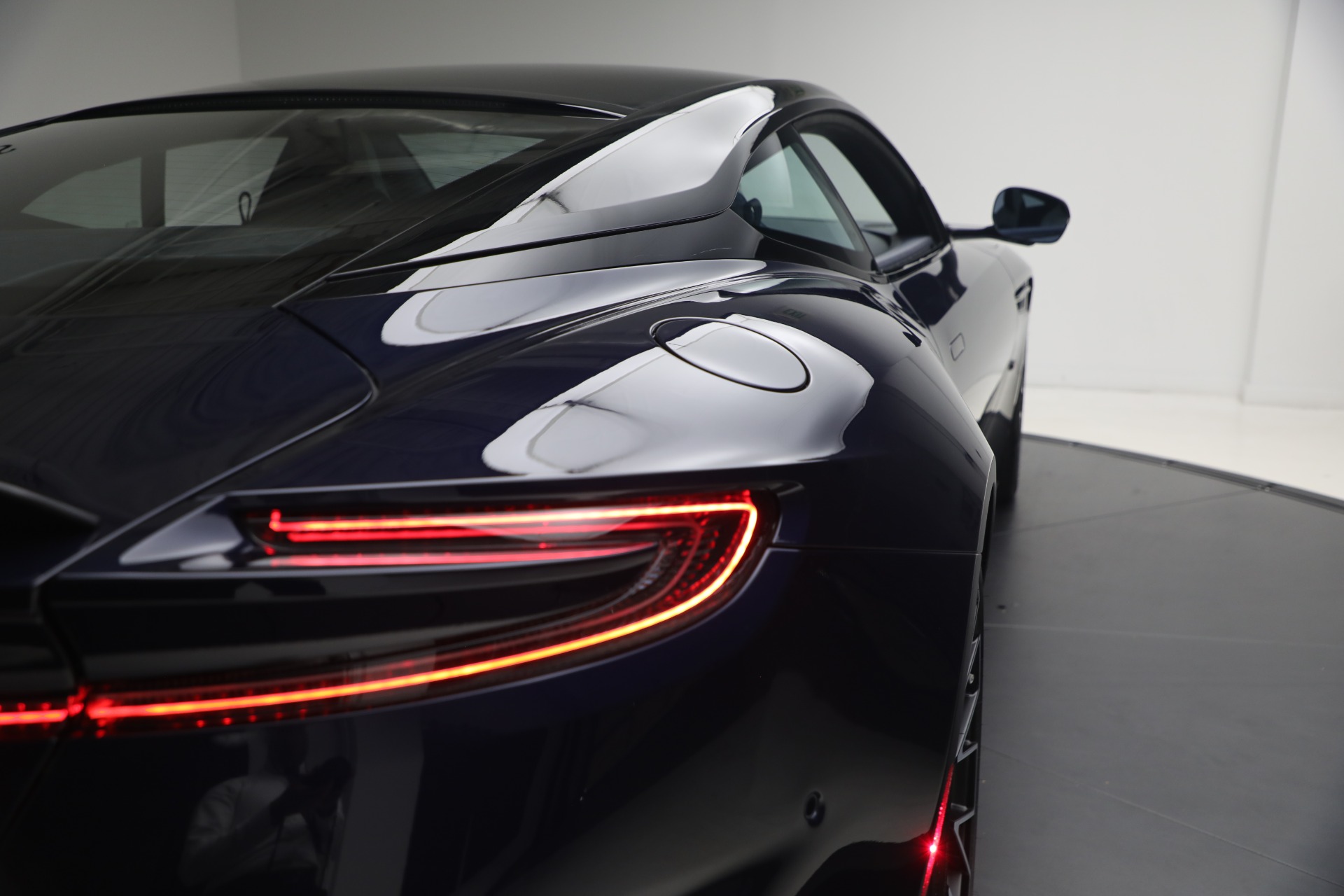 New-2026-Aston-Martin-DB12-S