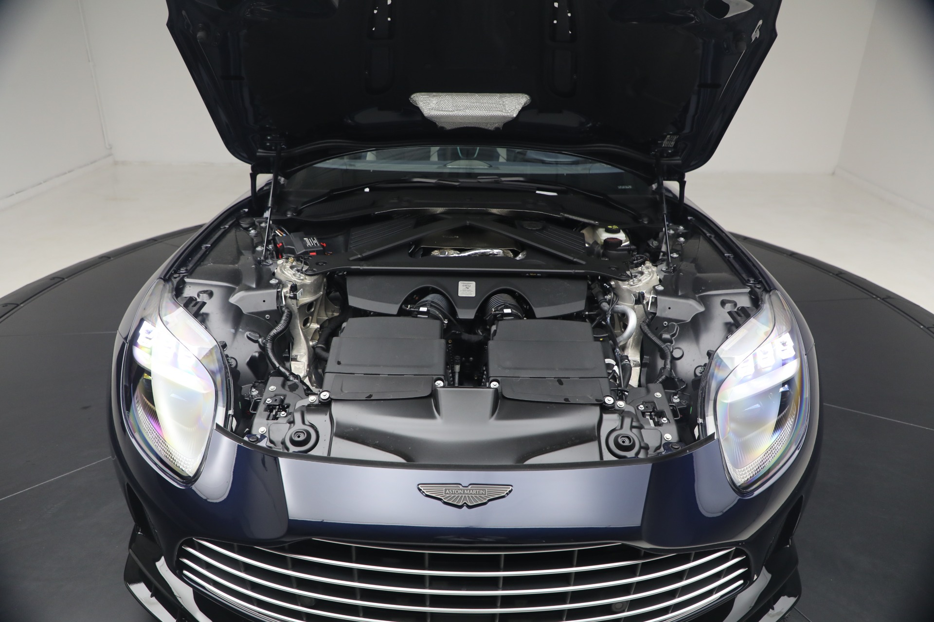 New-2026-Aston-Martin-DB12-S