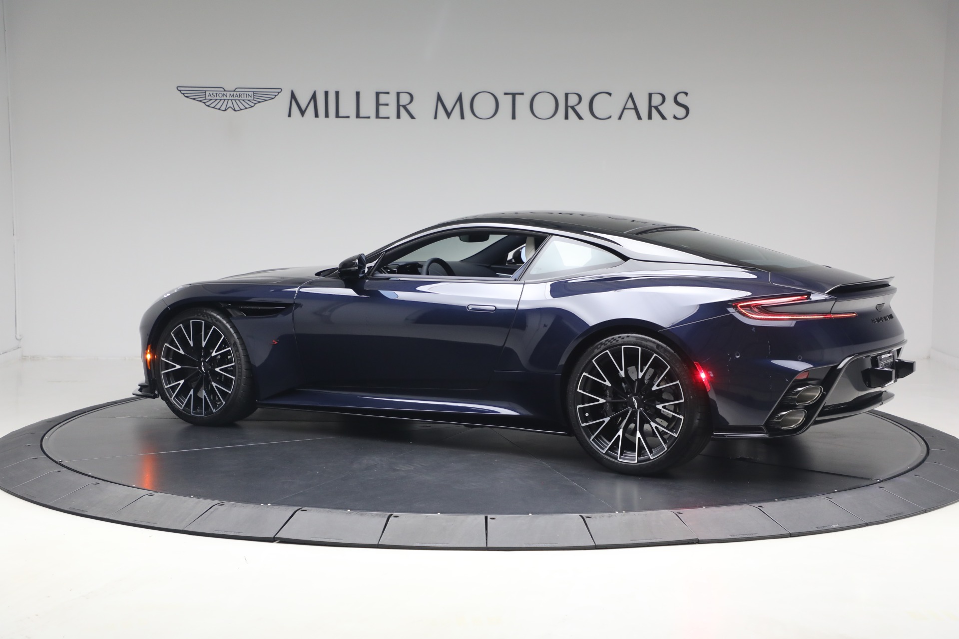 New-2026-Aston-Martin-DB12-S