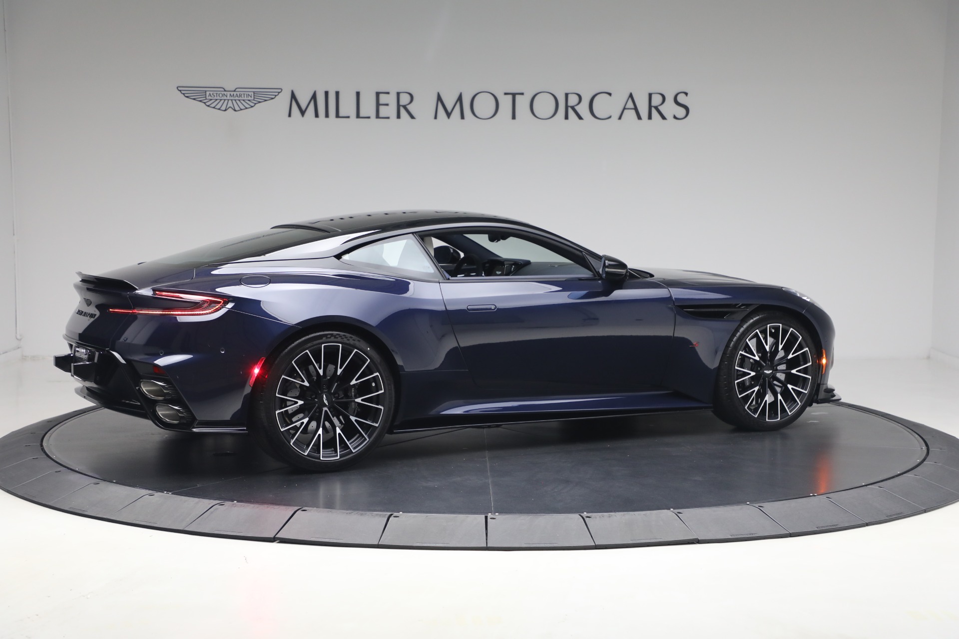 New-2026-Aston-Martin-DB12-S