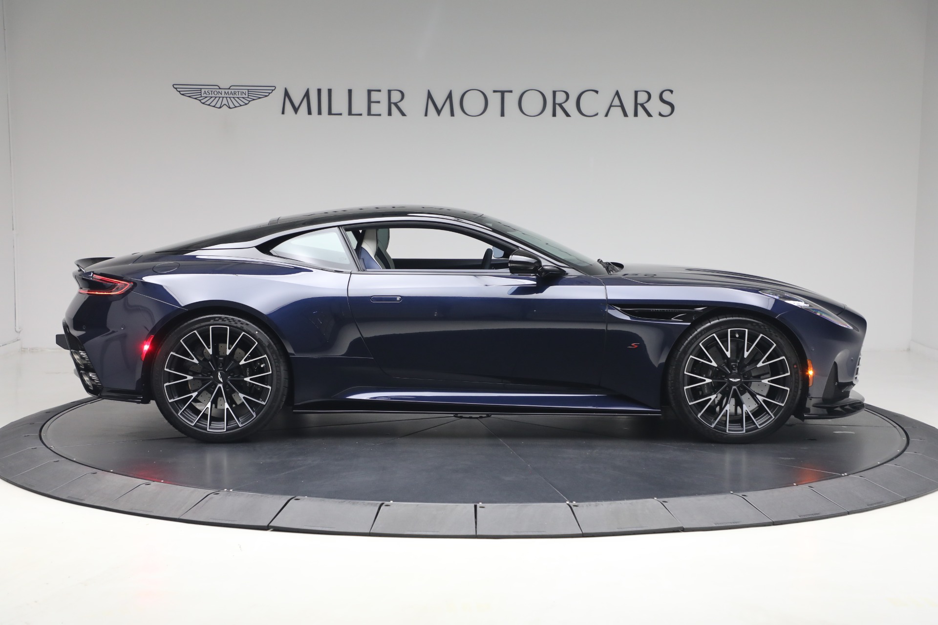 New-2026-Aston-Martin-DB12-S