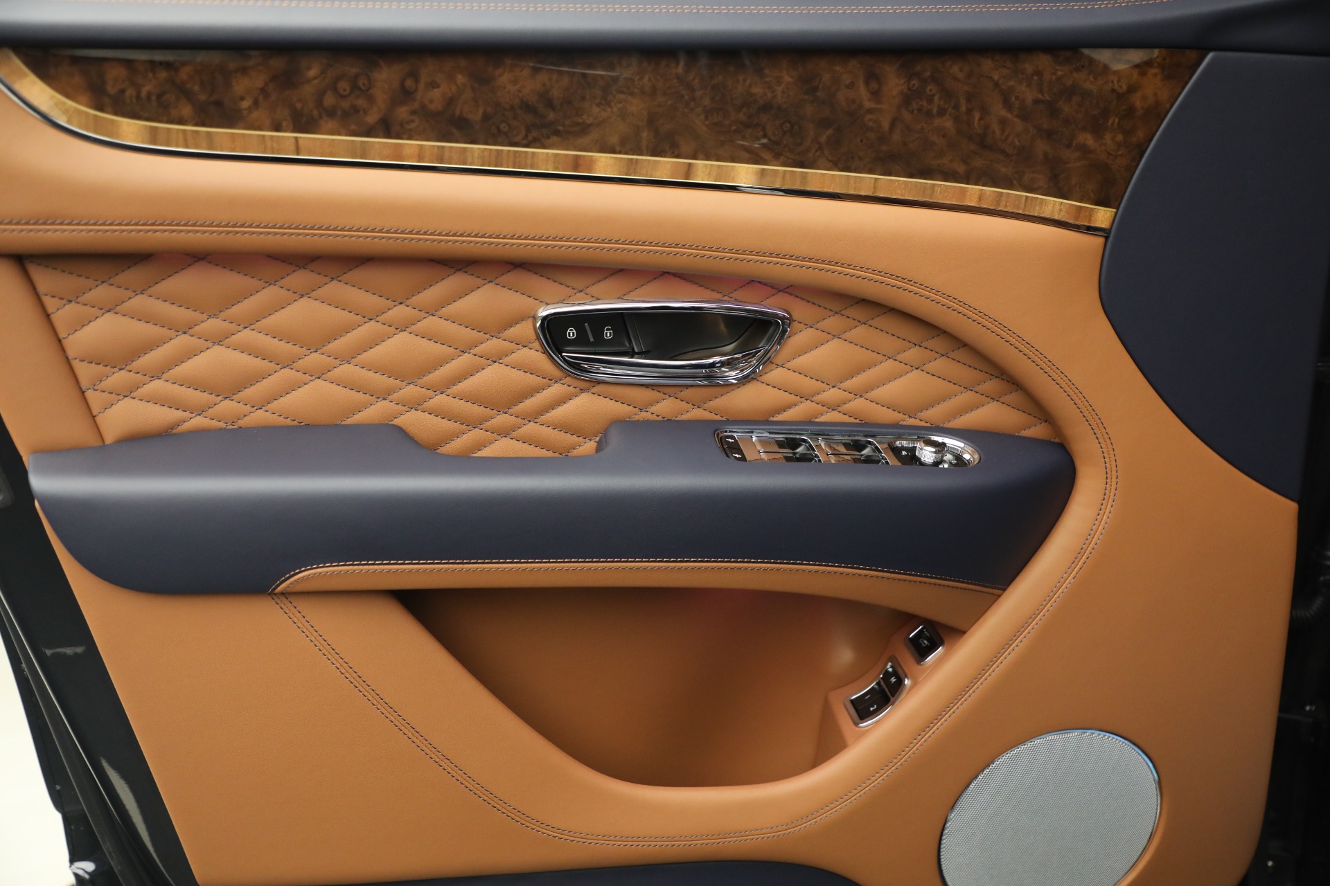 New-2026-Bentley-Bentayga-Azure