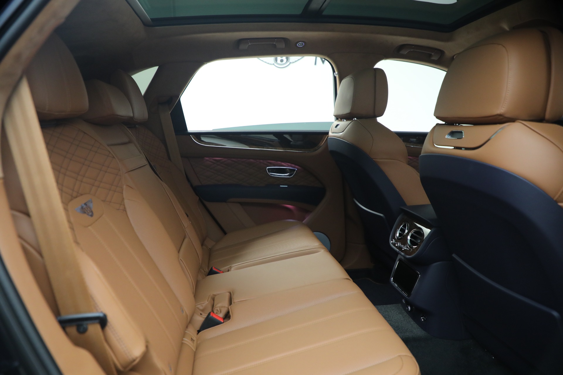New-2026-Bentley-Bentayga-Azure