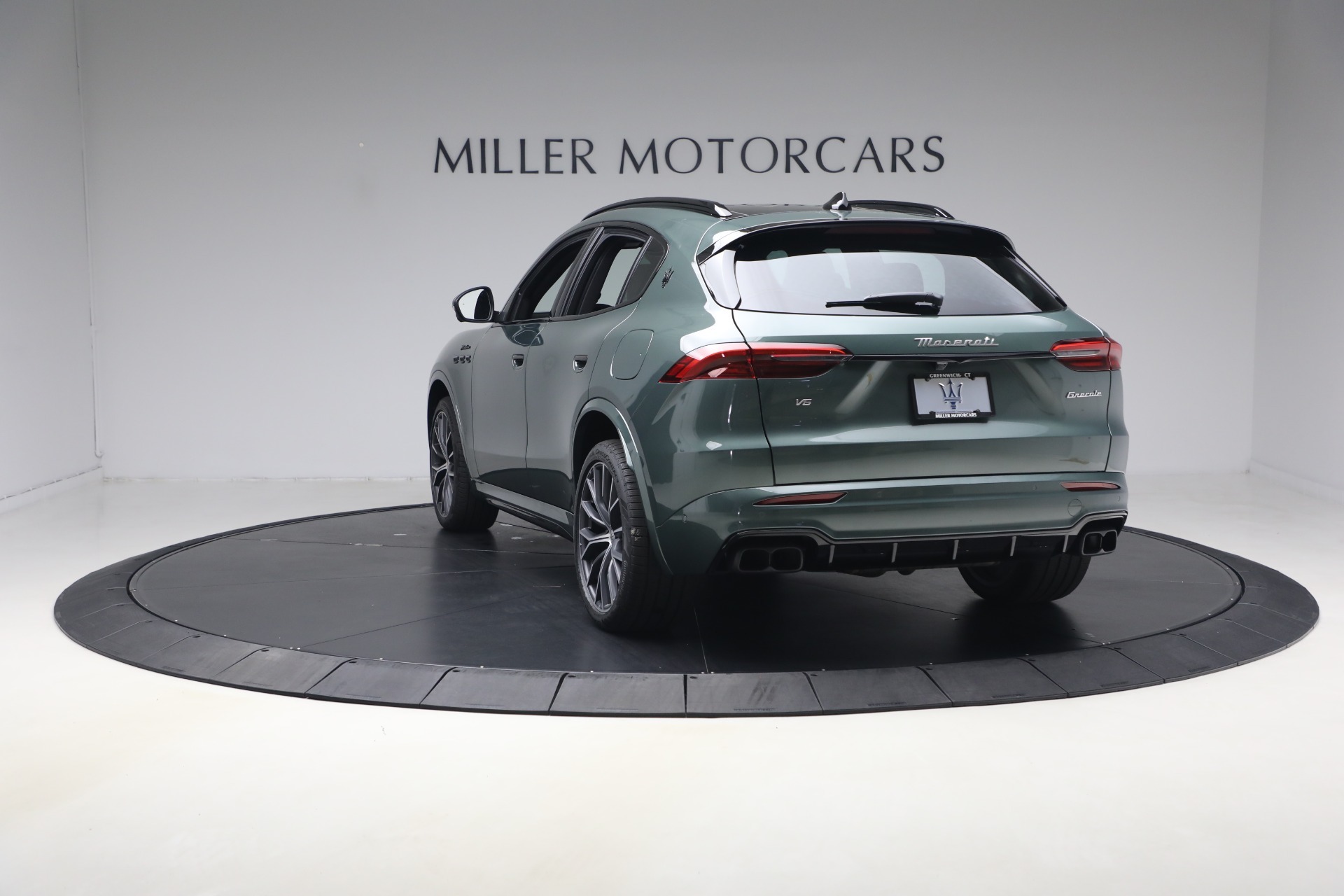 New-2026-Maserati-Grecale-Modena-V6