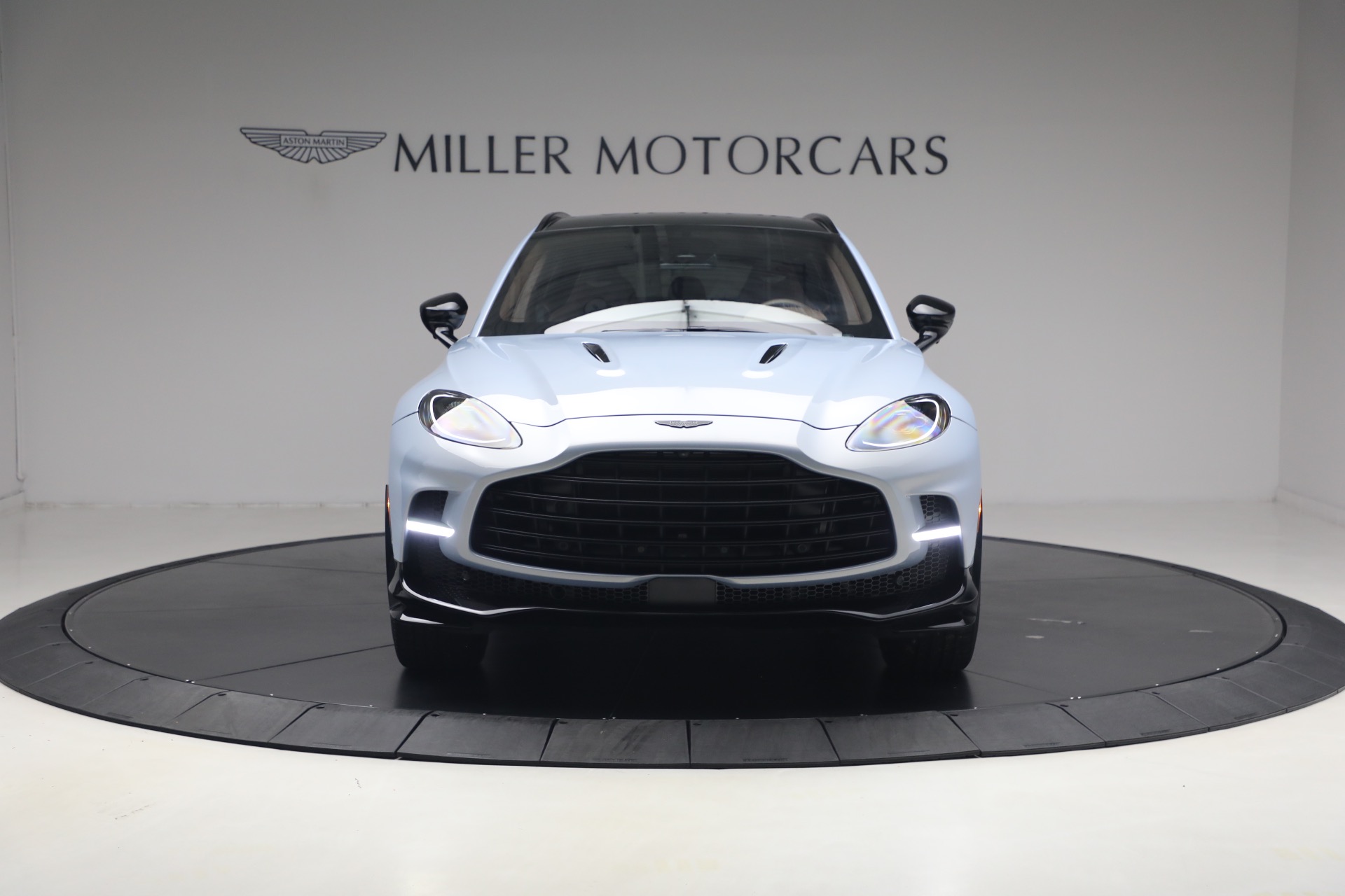 Used-2026-Aston-Martin-DBX-707