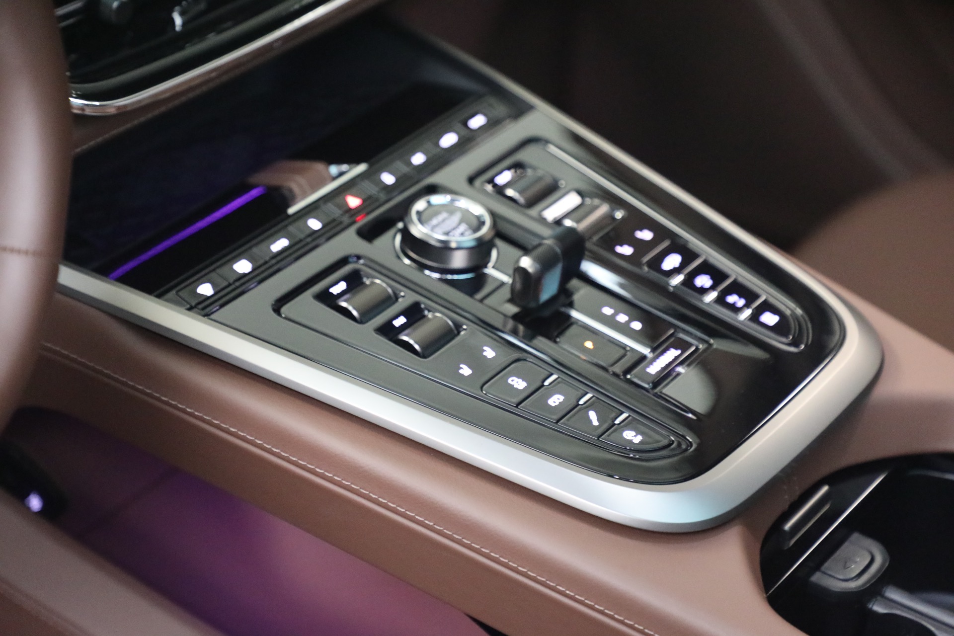 Used-2026-Aston-Martin-DBX-707