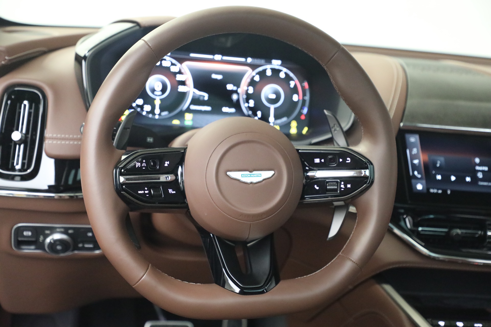Used-2026-Aston-Martin-DBX-707