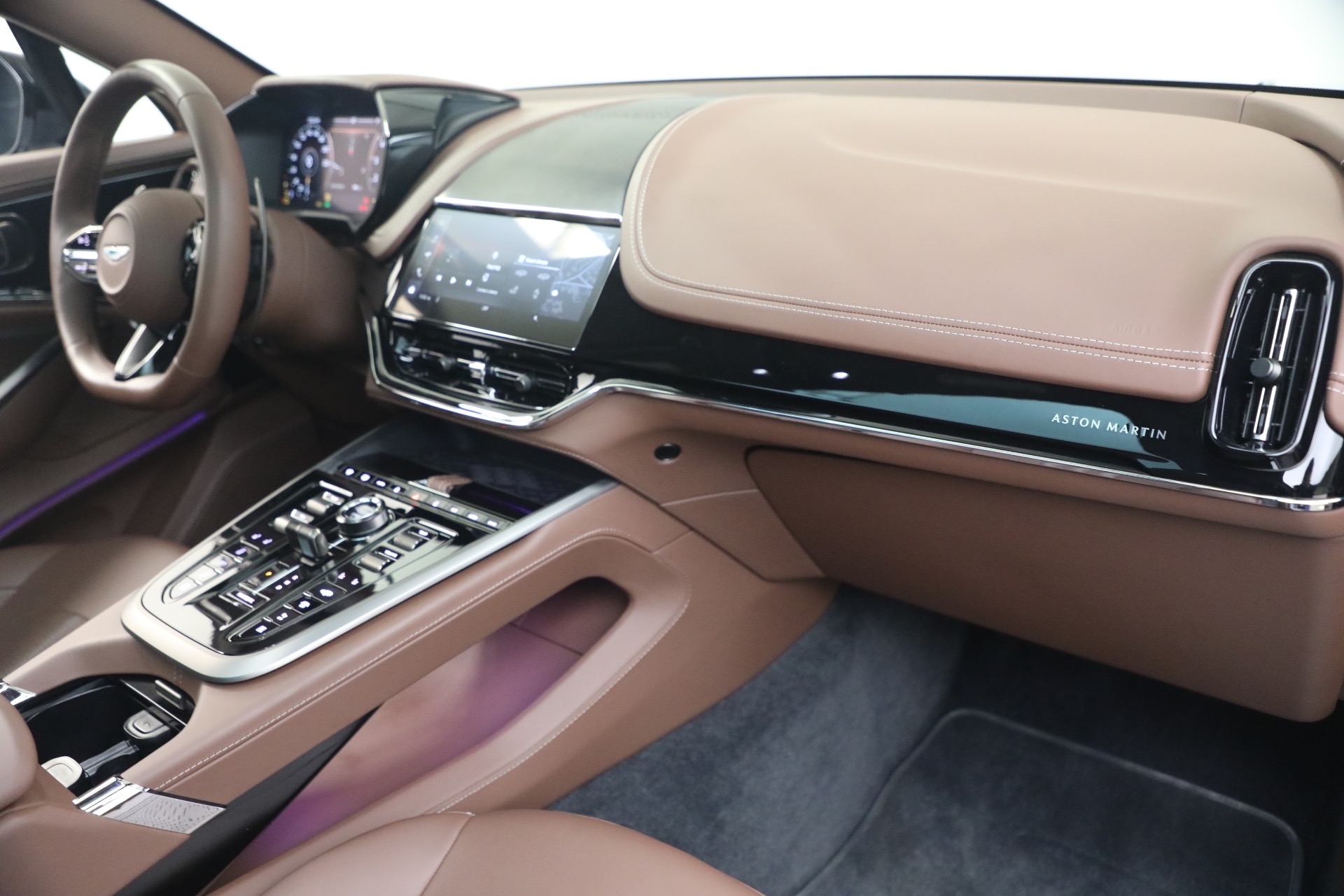 Used-2026-Aston-Martin-DBX-707