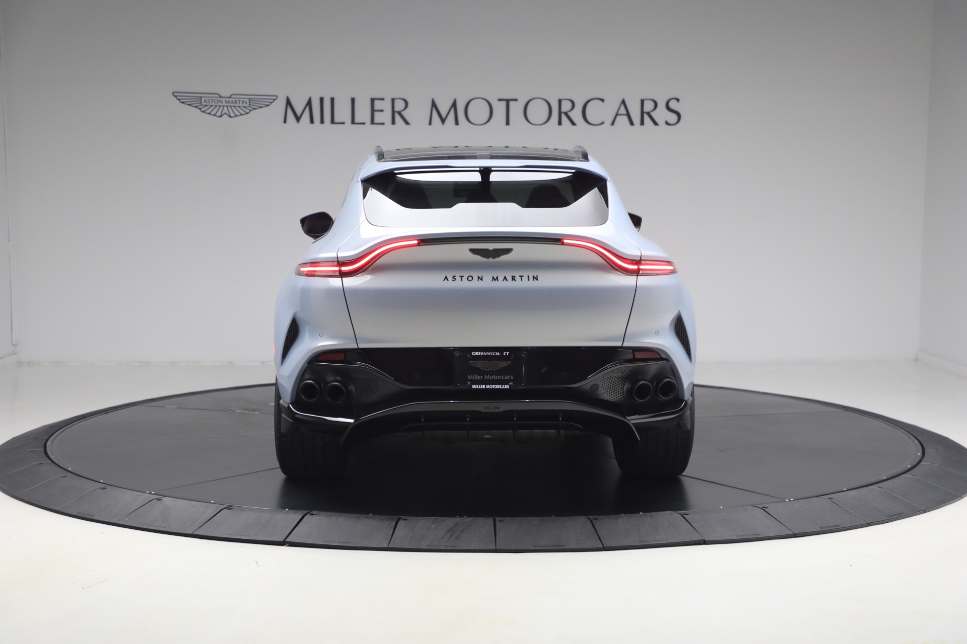 Used-2026-Aston-Martin-DBX-707