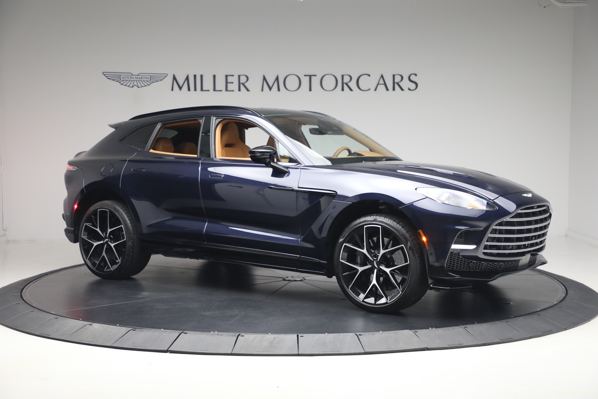 Used-2026-Aston-Martin-DBX-707