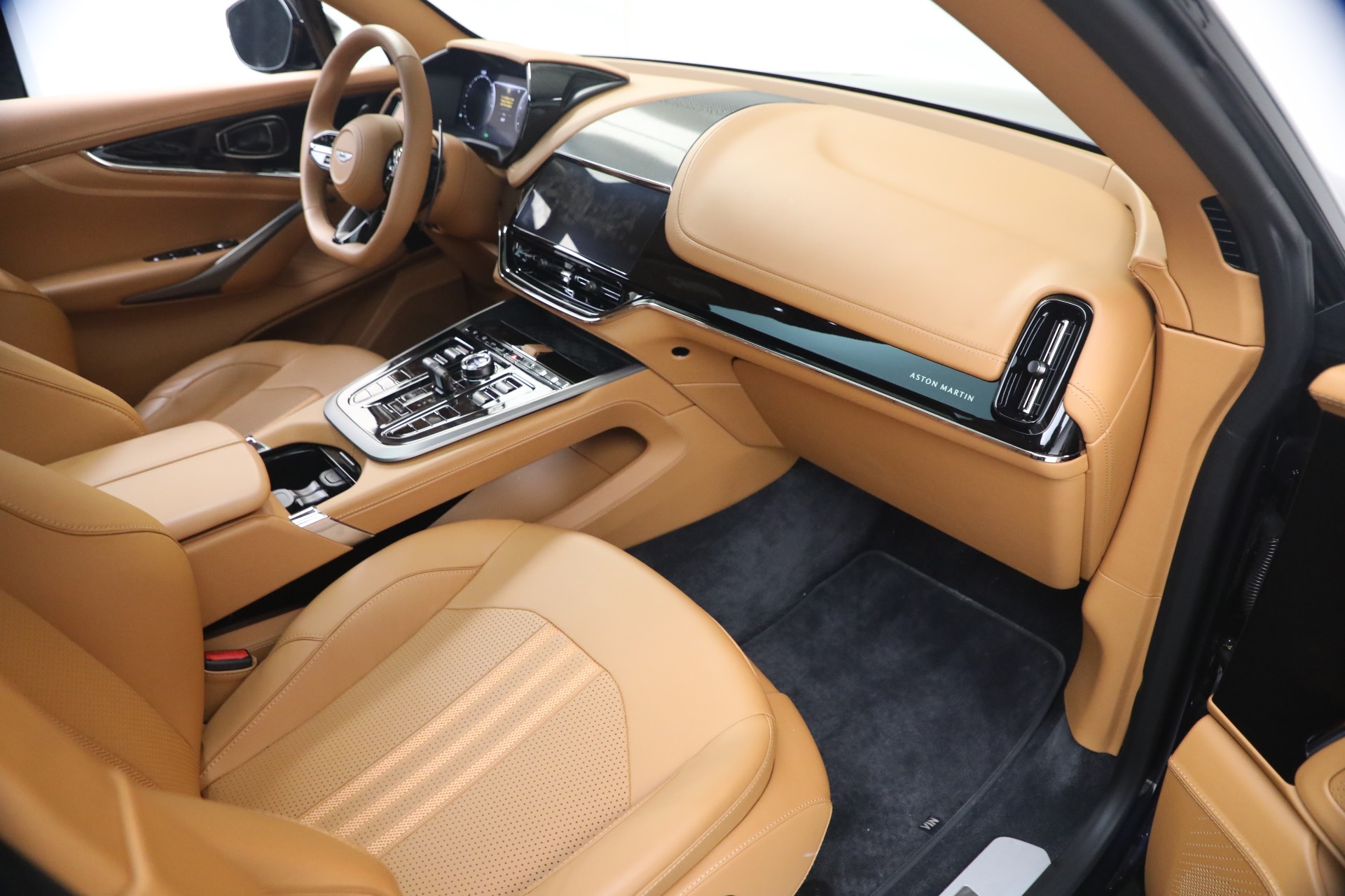 Used-2026-Aston-Martin-DBX-707