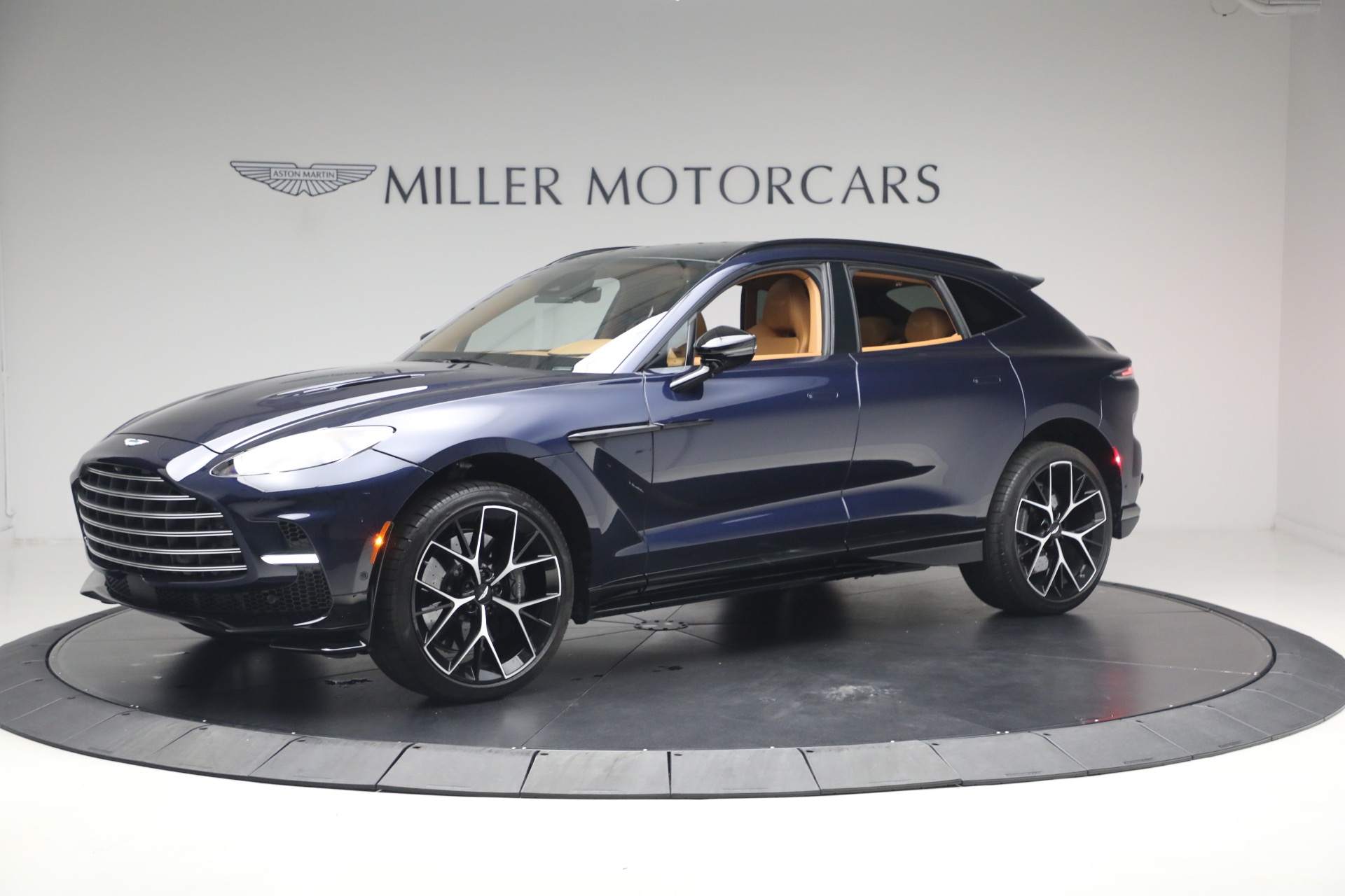 Used-2026-Aston-Martin-DBX-707