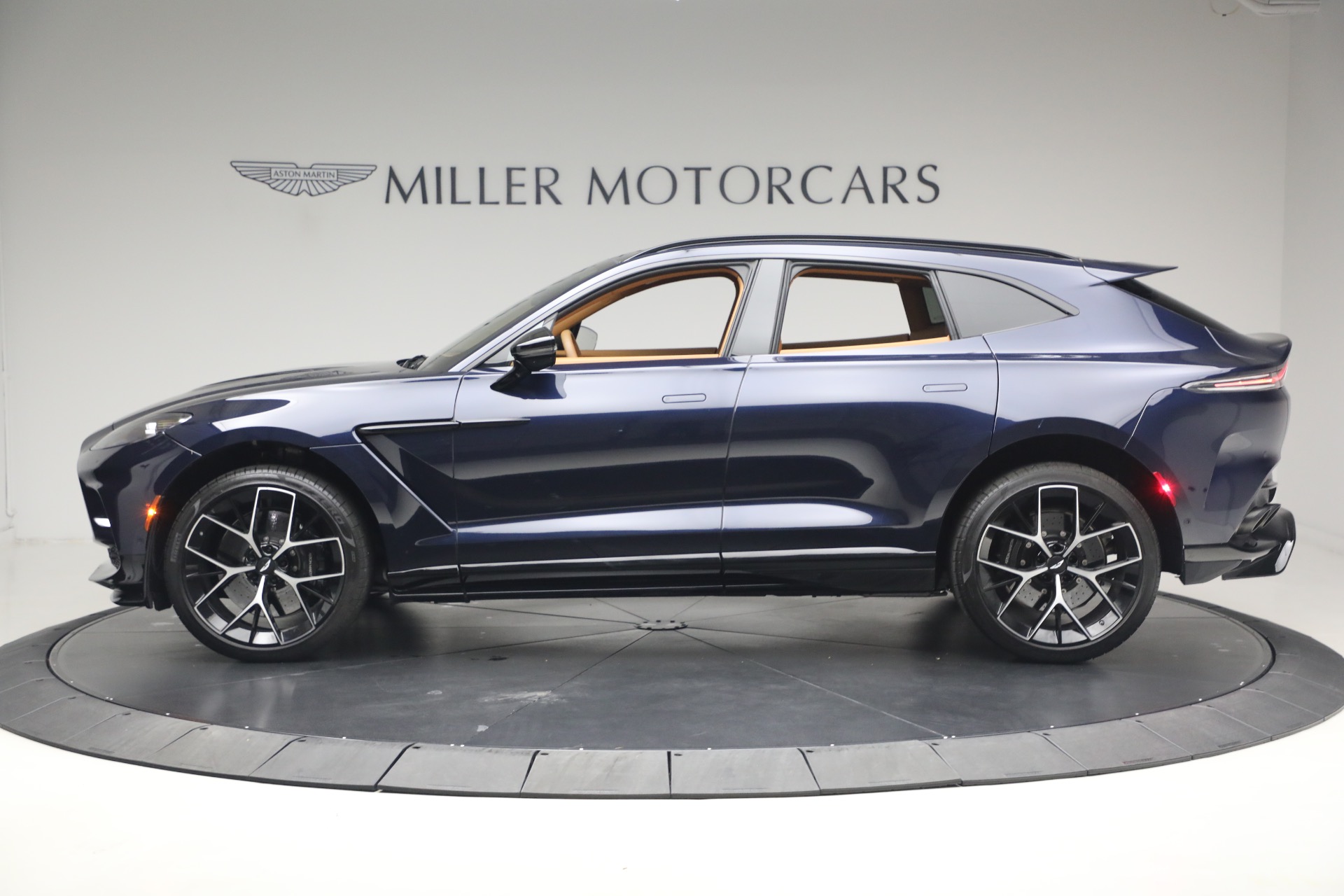 Used-2026-Aston-Martin-DBX-707