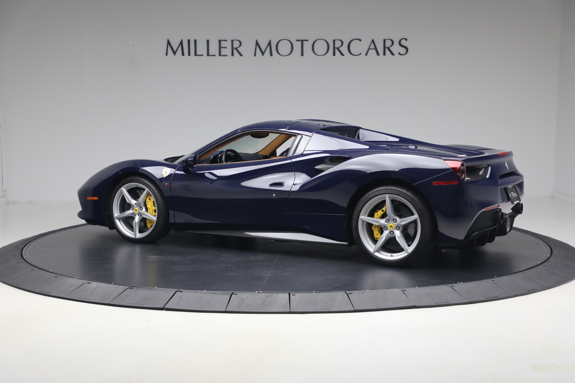 Used-2017-Ferrari-488-Spider
