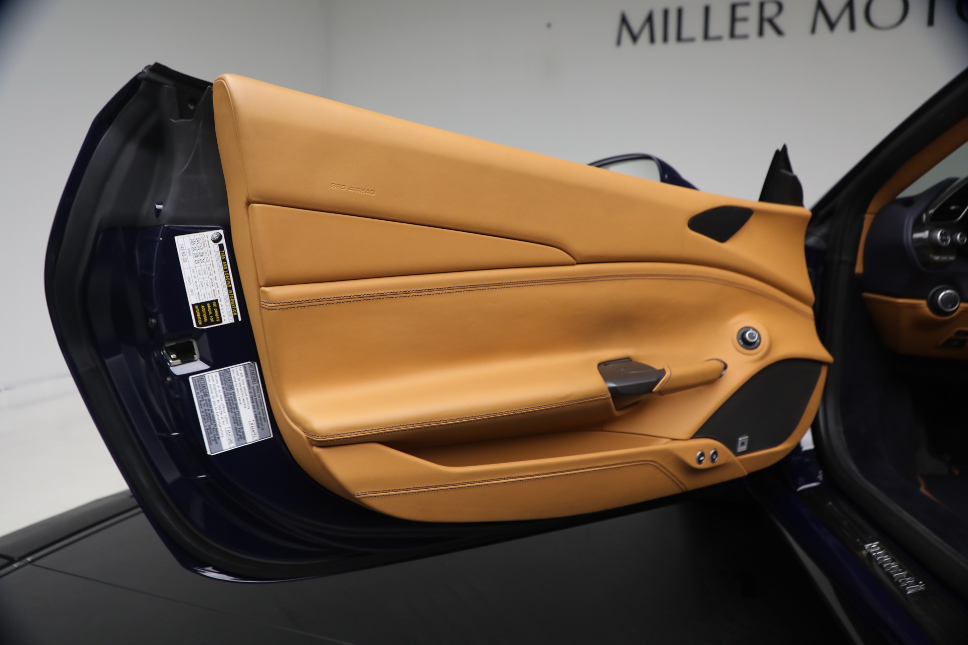 Used-2017-Ferrari-488-Spider