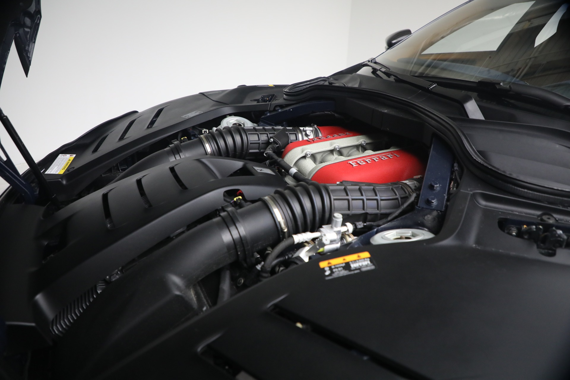 Used-2025-Ferrari-Purosangue