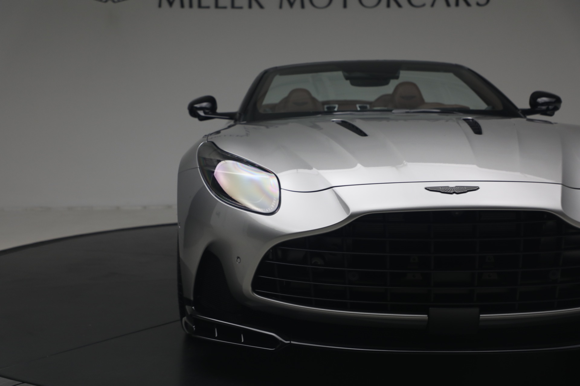 New-2026-Aston-Martin-DB12-S-Volante