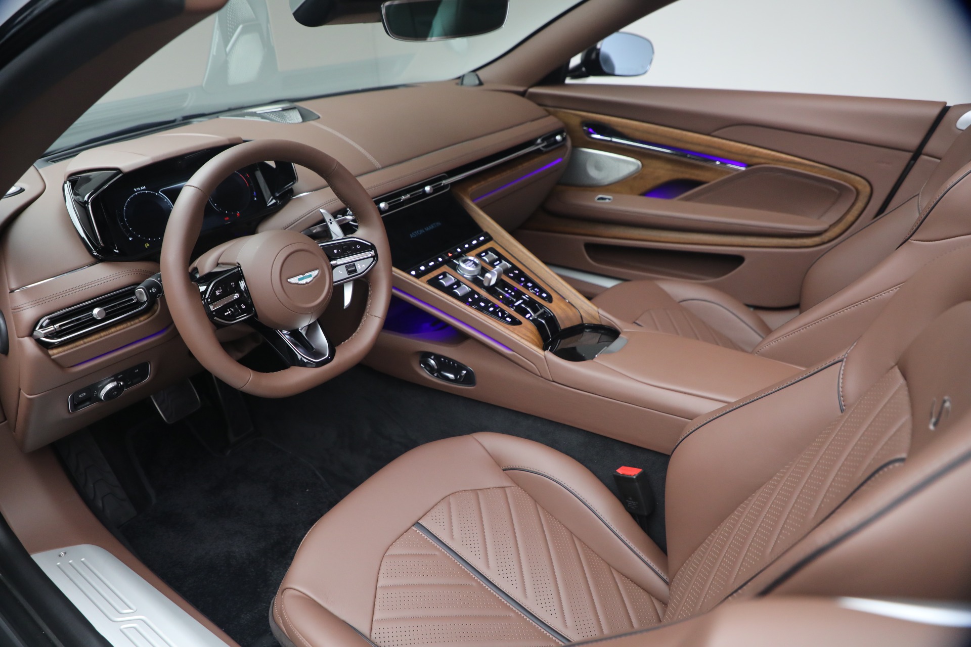 New-2026-Aston-Martin-DB12-S-Volante
