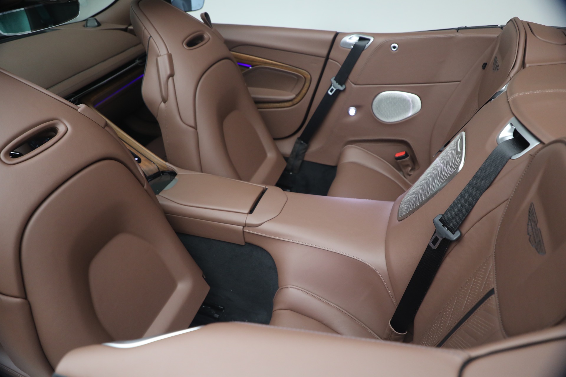New-2026-Aston-Martin-DB12-S-Volante
