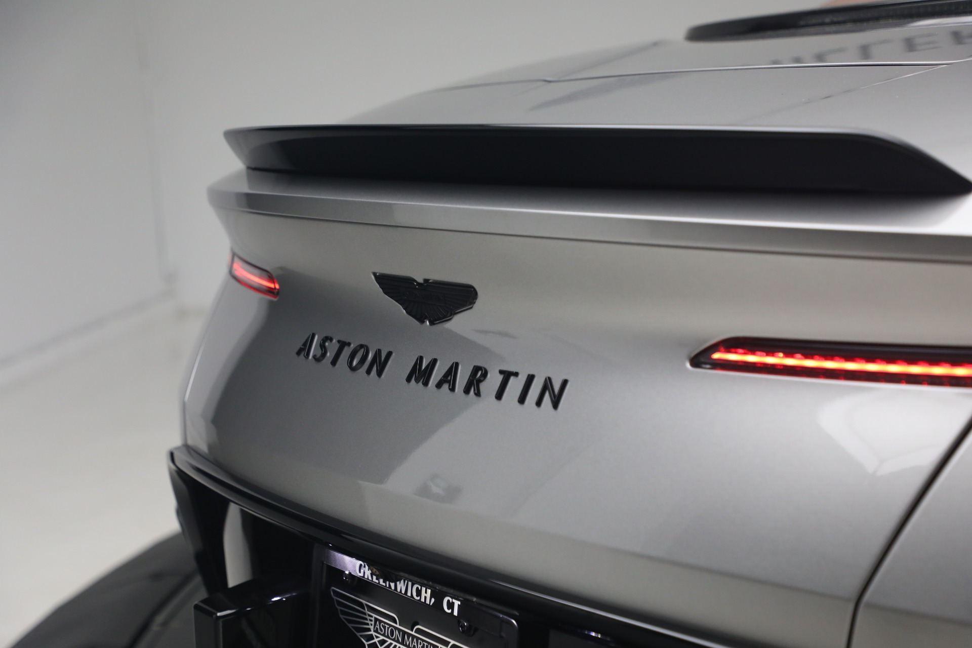 New-2026-Aston-Martin-DB12-S-Volante