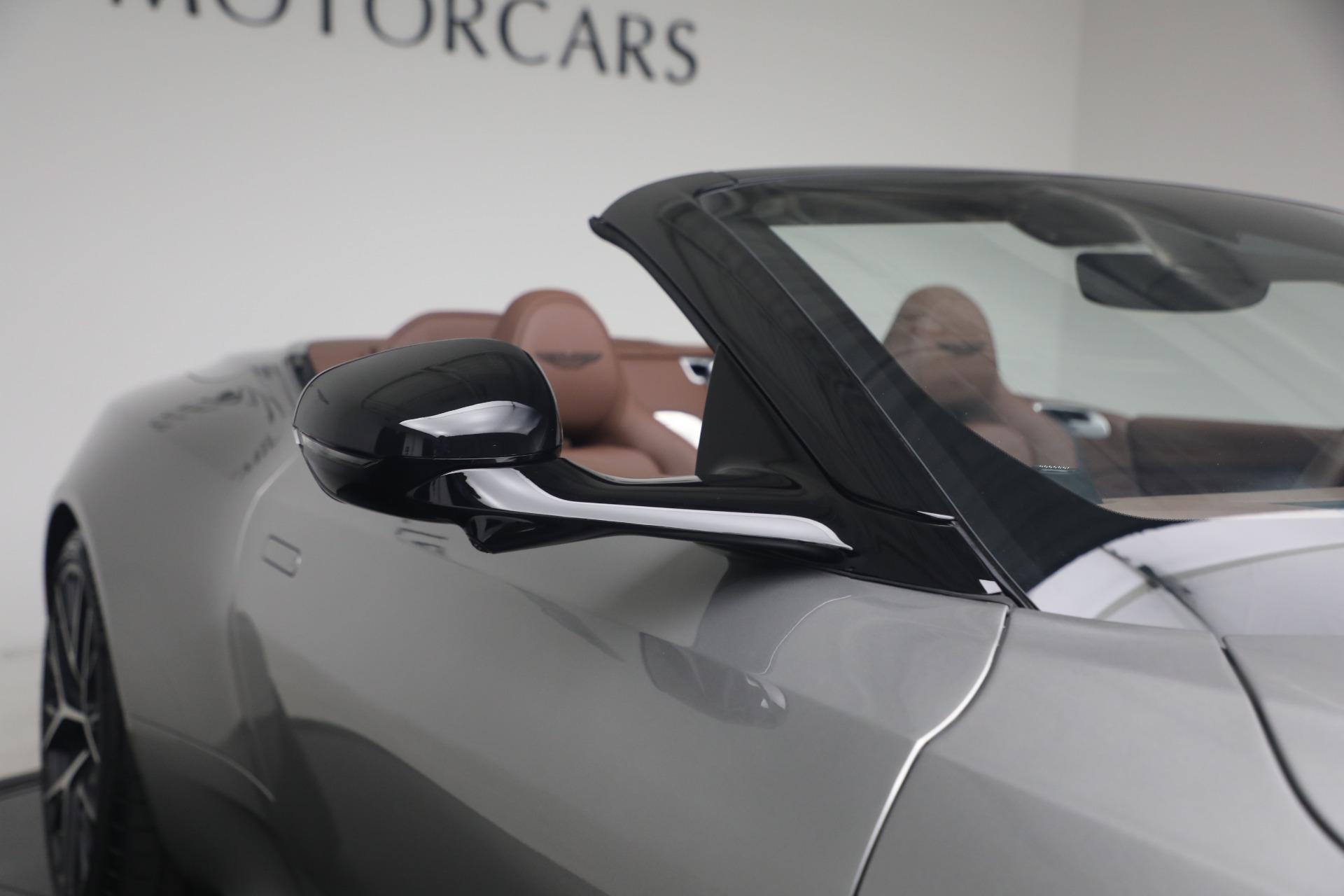 New-2026-Aston-Martin-DB12-S-Volante