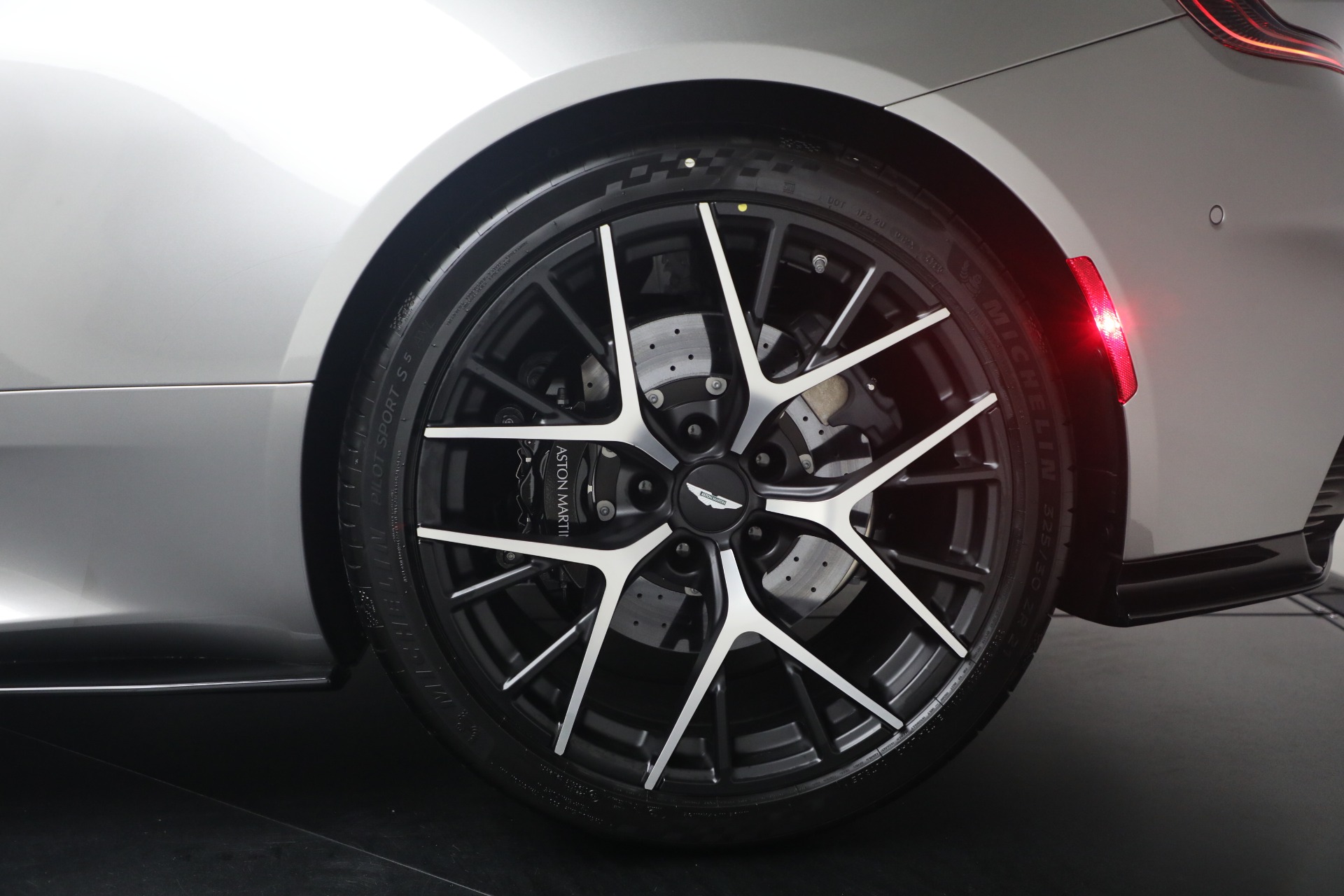 New-2026-Aston-Martin-DB12-S-Volante